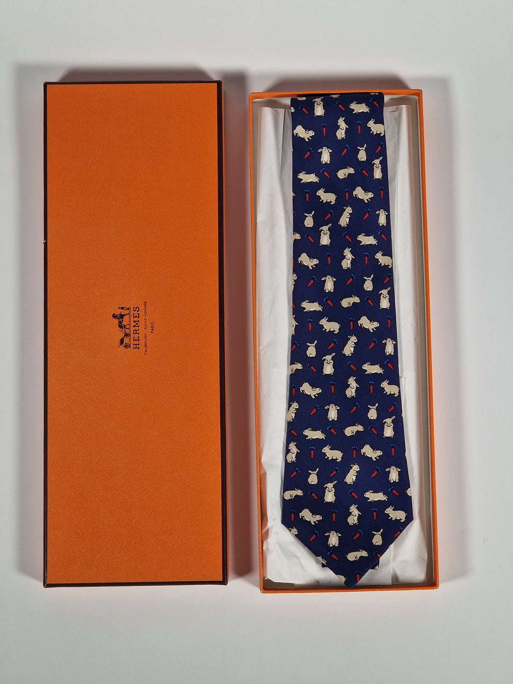Hermés 7425 HA Tie Box