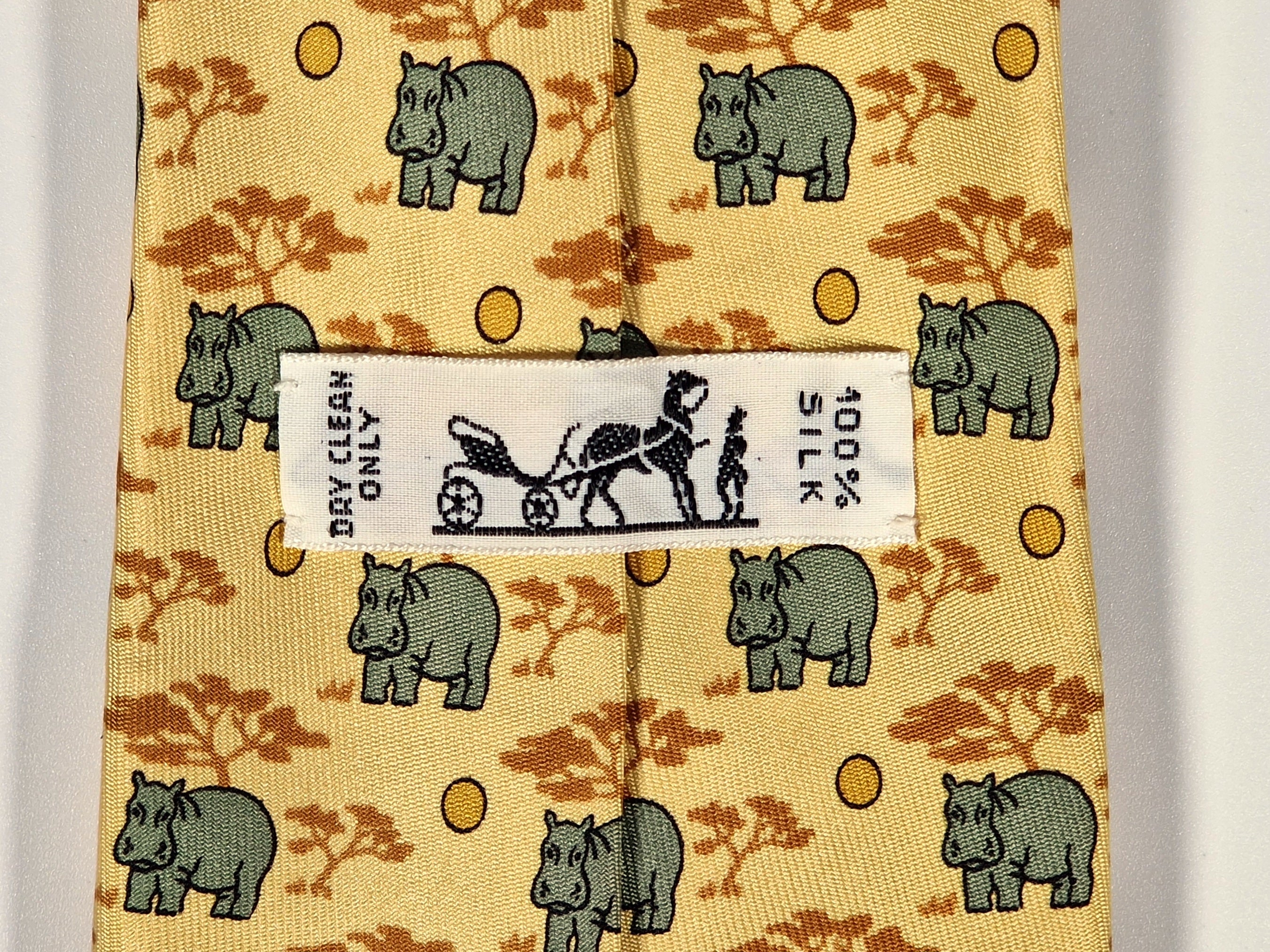 Hermés 7439 HA Tie