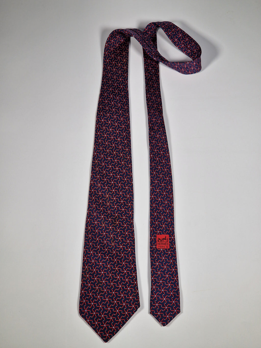 Hermès silk tie blue geometric pattern 7452 HA