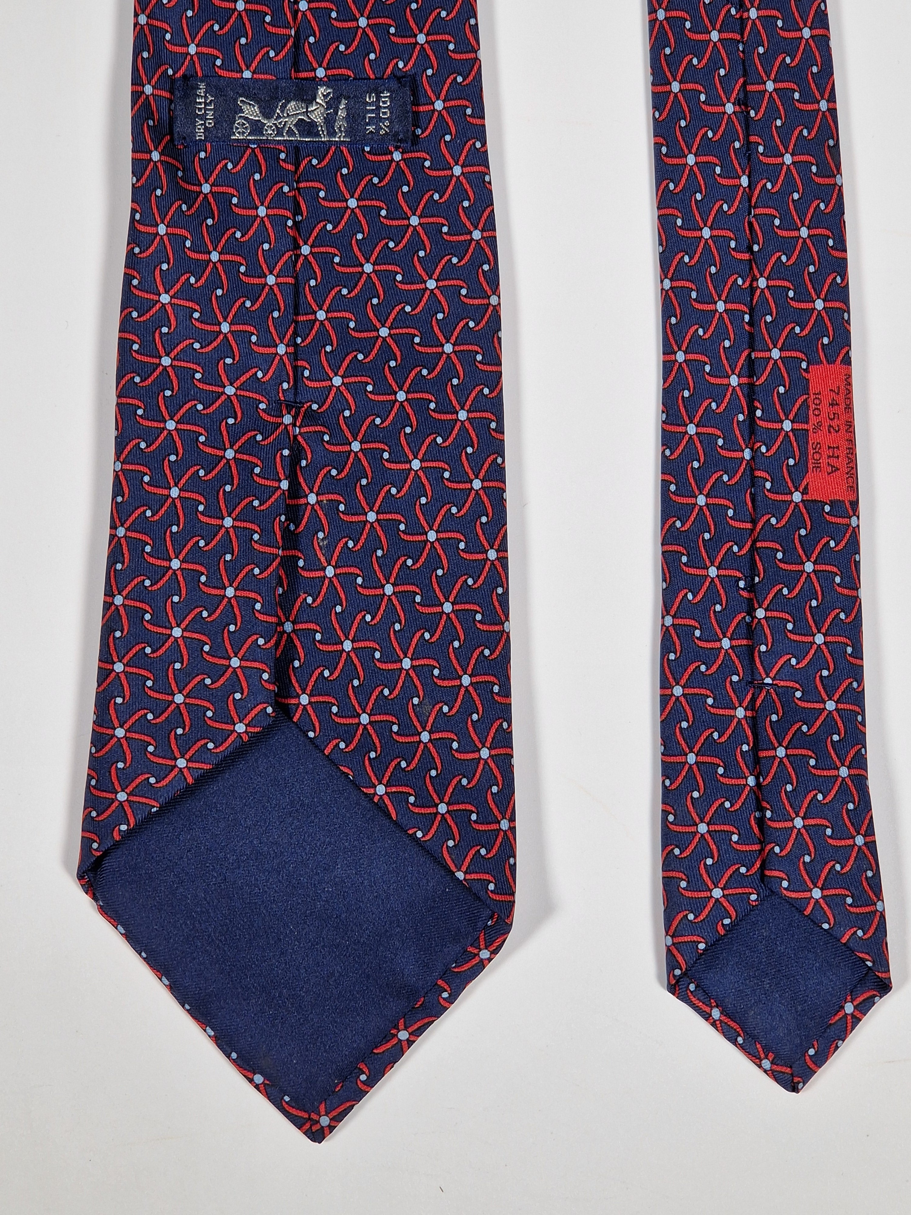 Hermès silk tie blue geometric pattern 7452 HA