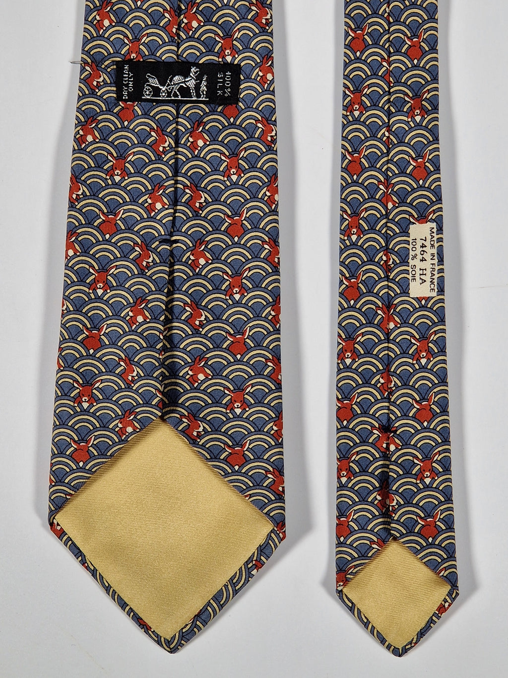 Hermès silk tie whimsical rabbit and waves 7464 HA