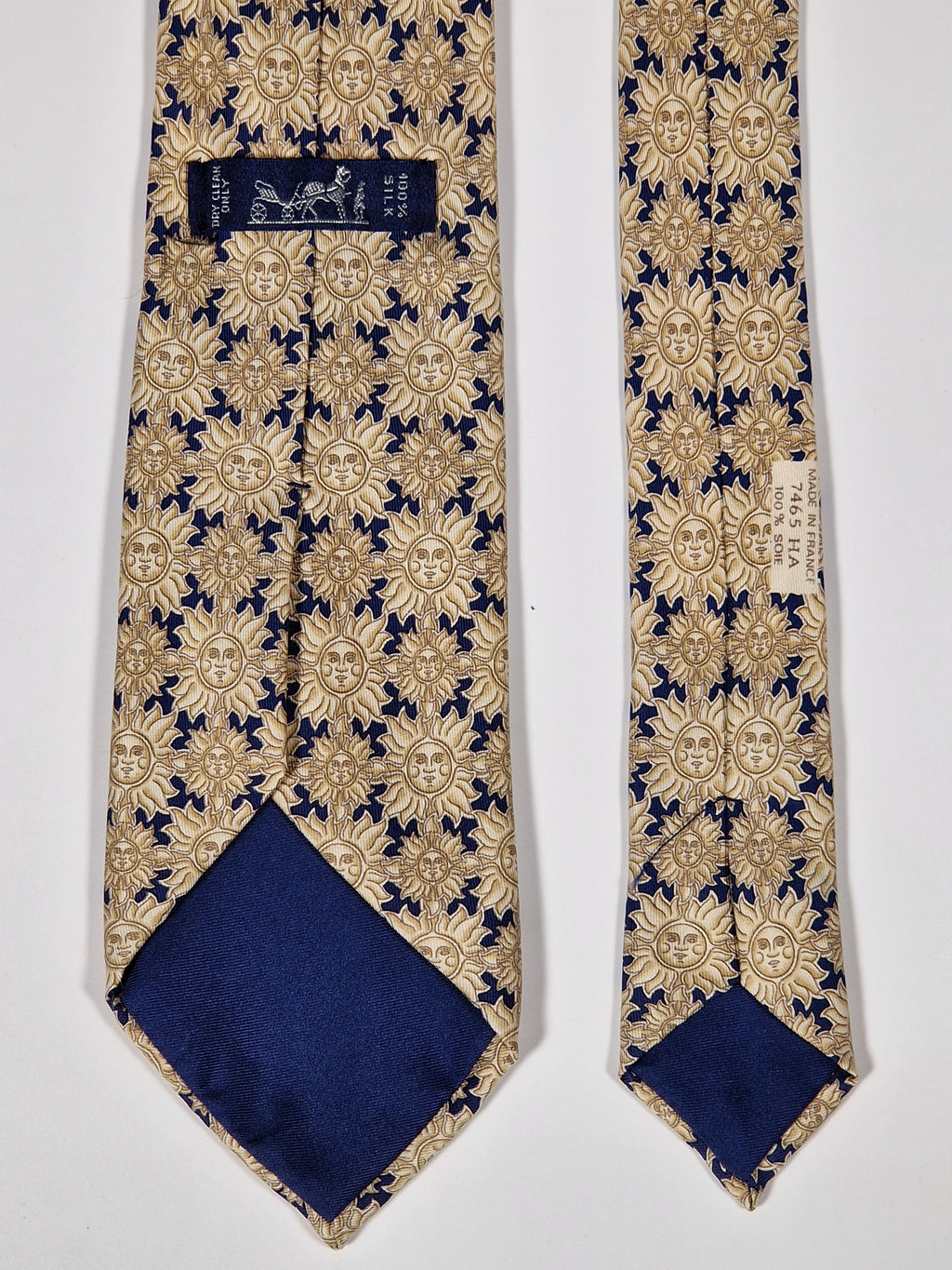 007465 Hermès tie blue whimsical sun pattermn 7465 HA