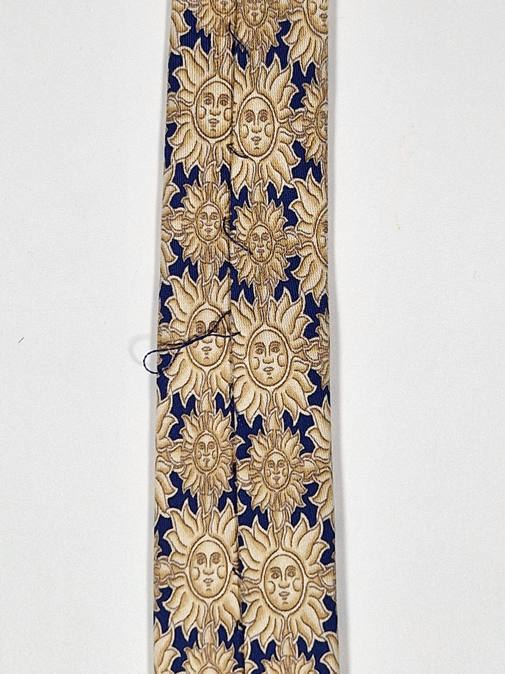 007465 Hermès tie blue whimsical sun pattermn 7465 HA