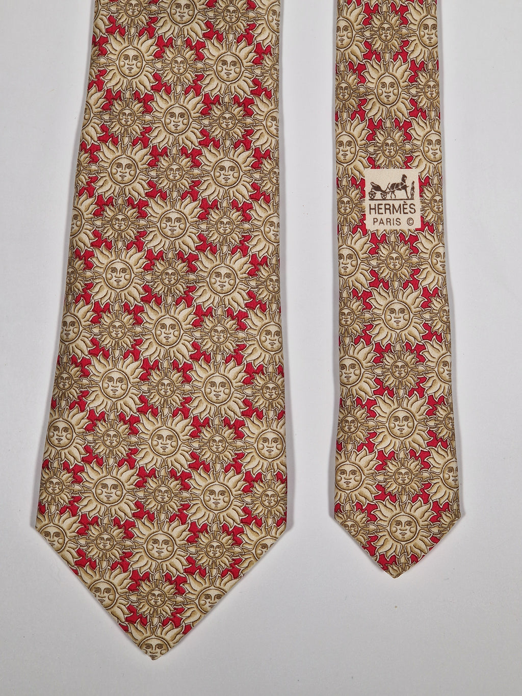 Hermès silk tie red sun pattern 7465 HA