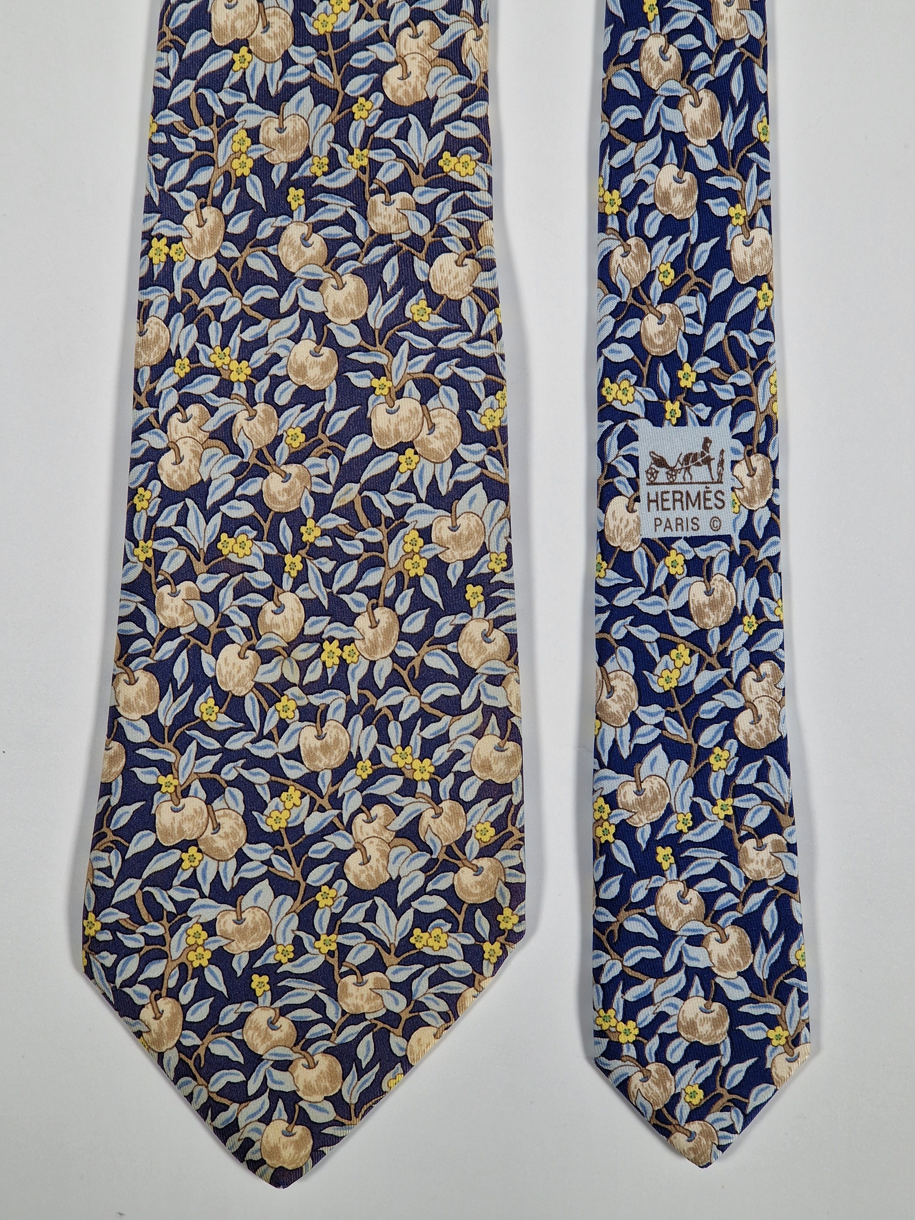 Hermés 7471 HA Tie
