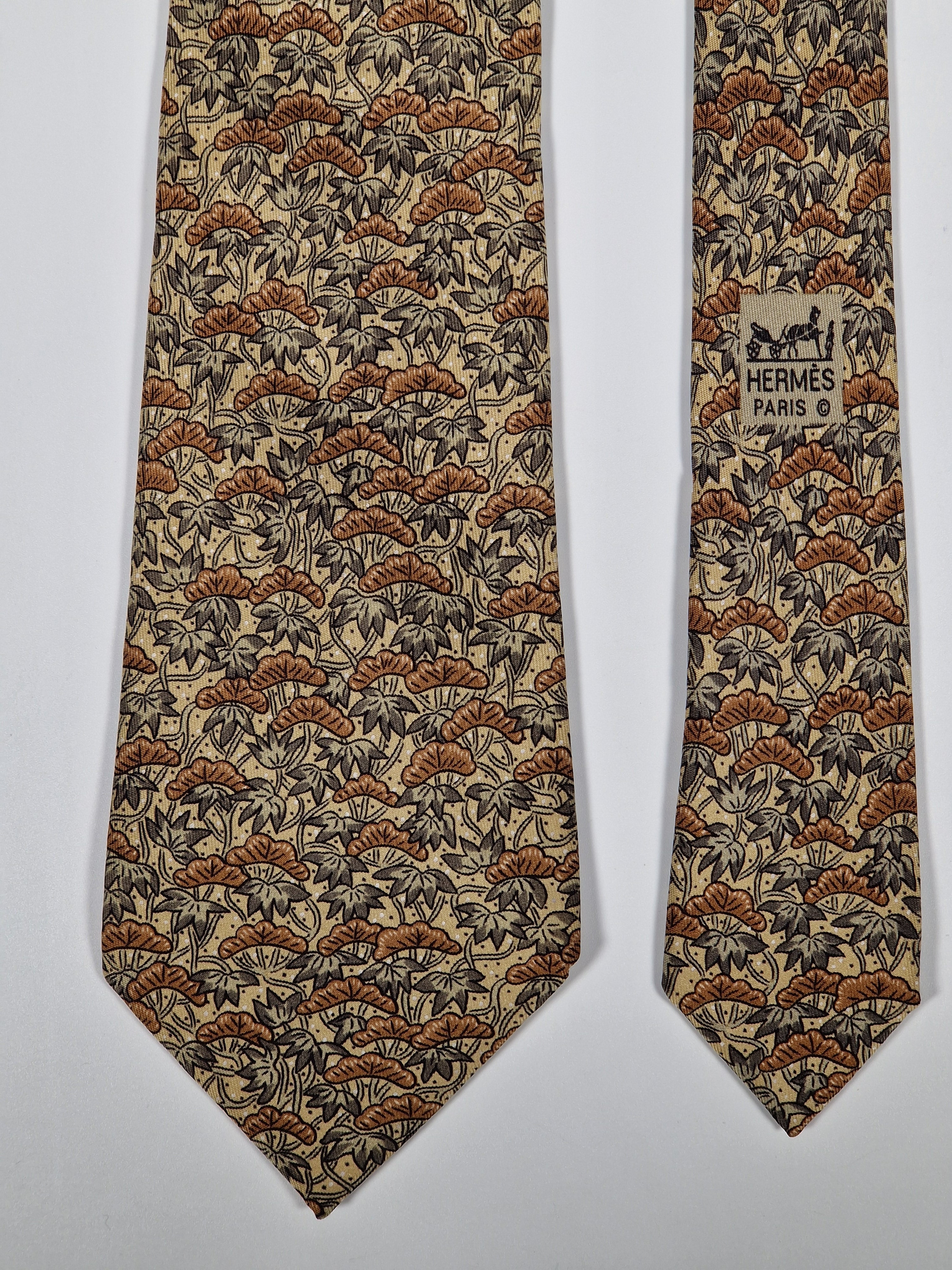Hermès silk tie brown flower pattern 7500 IA