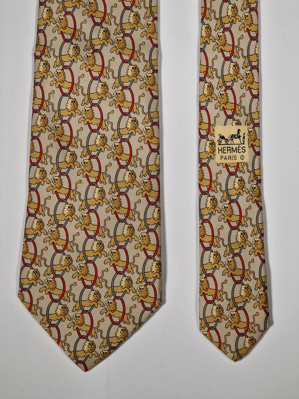Hermès silk tie beige whimsical circus lion 7504 IA