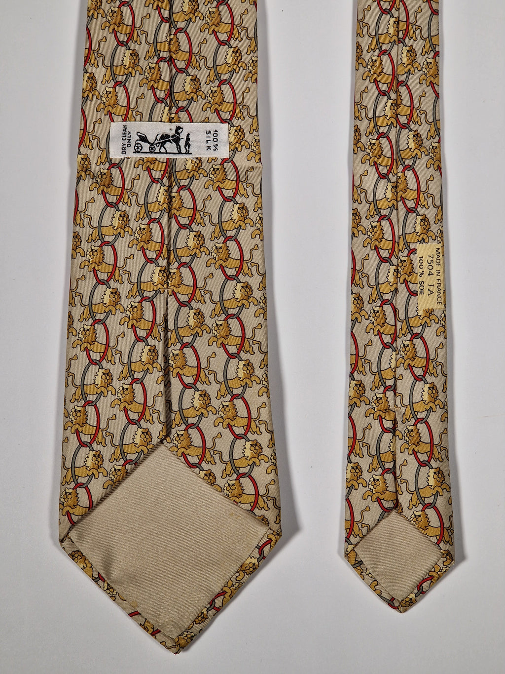 Hermès silk tie beige whimsical circus lion 7504 IA