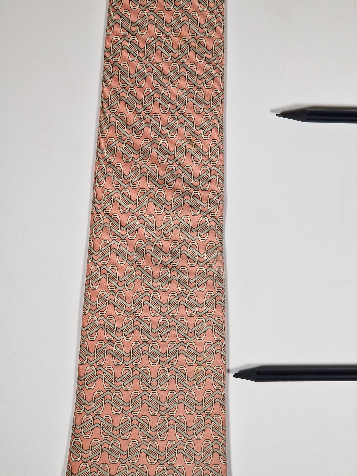 007512 Hermès tie pink equestrian pattern 7512 IA