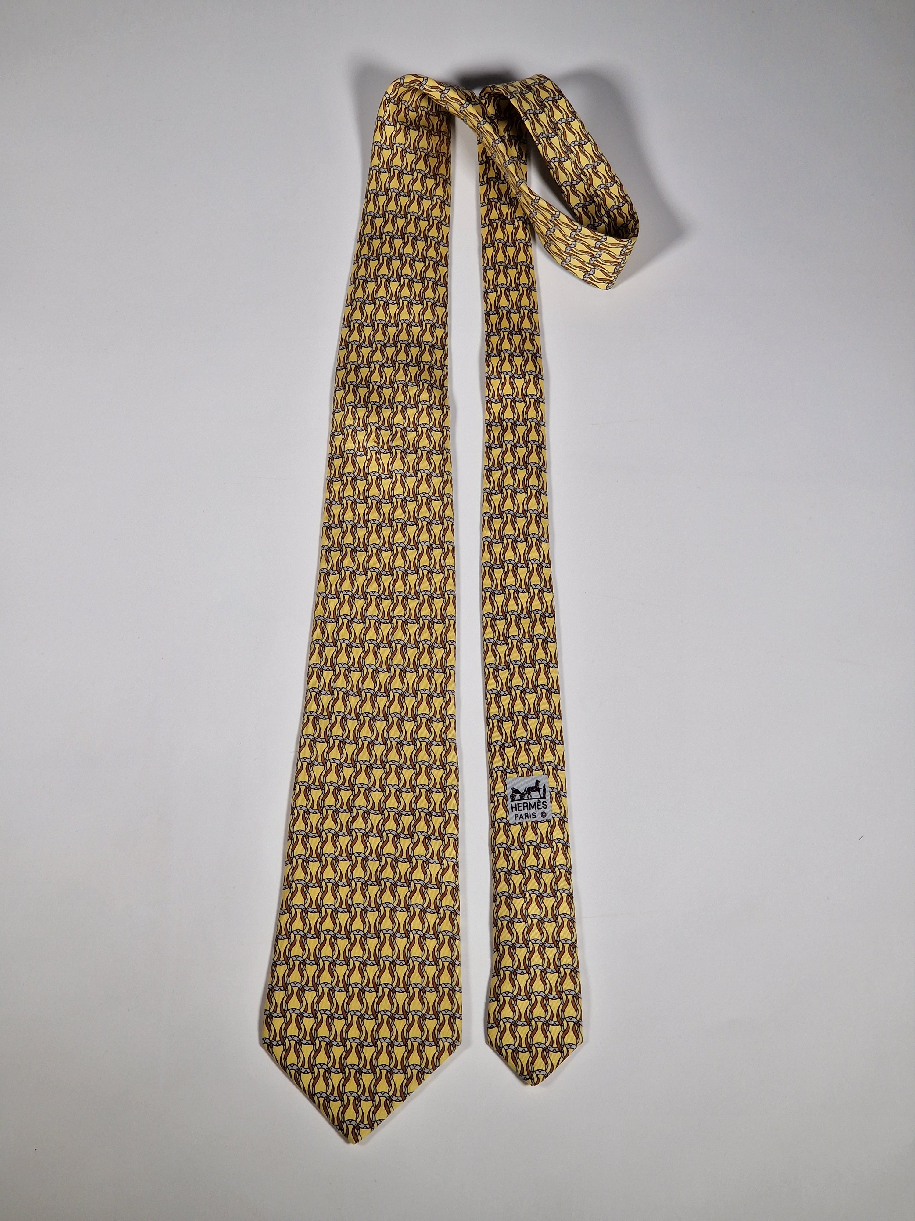 Hermès silk tie yellow horseshoe equestrian pattern 7523 IA