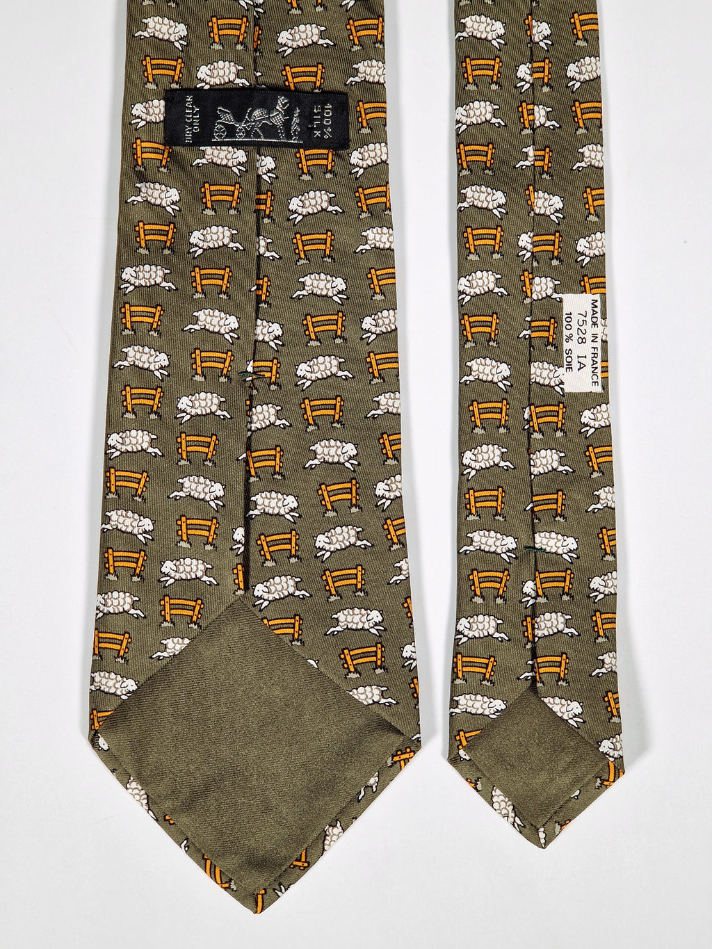 Hermès silk tie green sheep and H pattern Hermès 7528 IA tie green