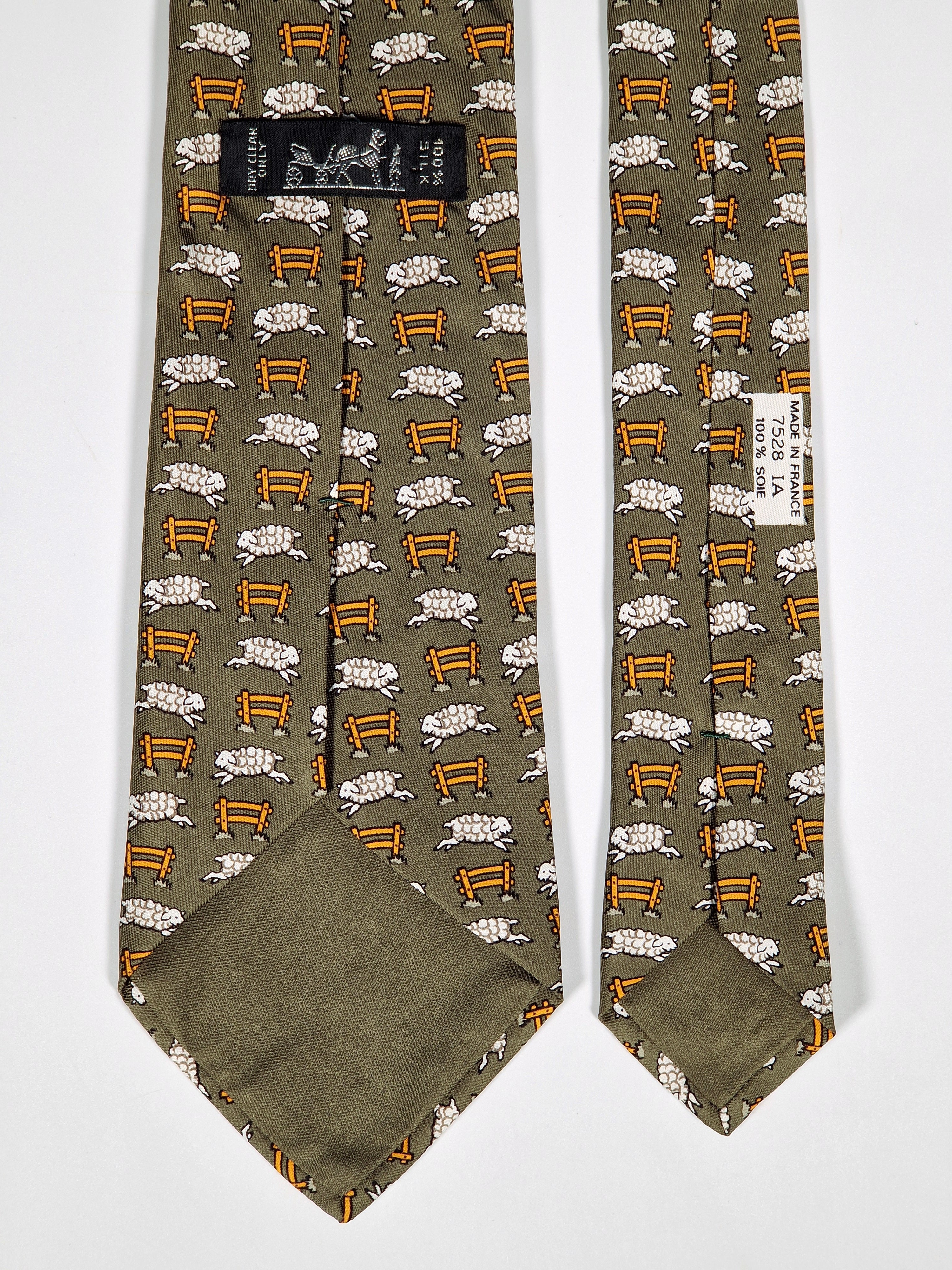 Hermès silk tie green sheep and H pattern Hermès 7528 IA tie green
