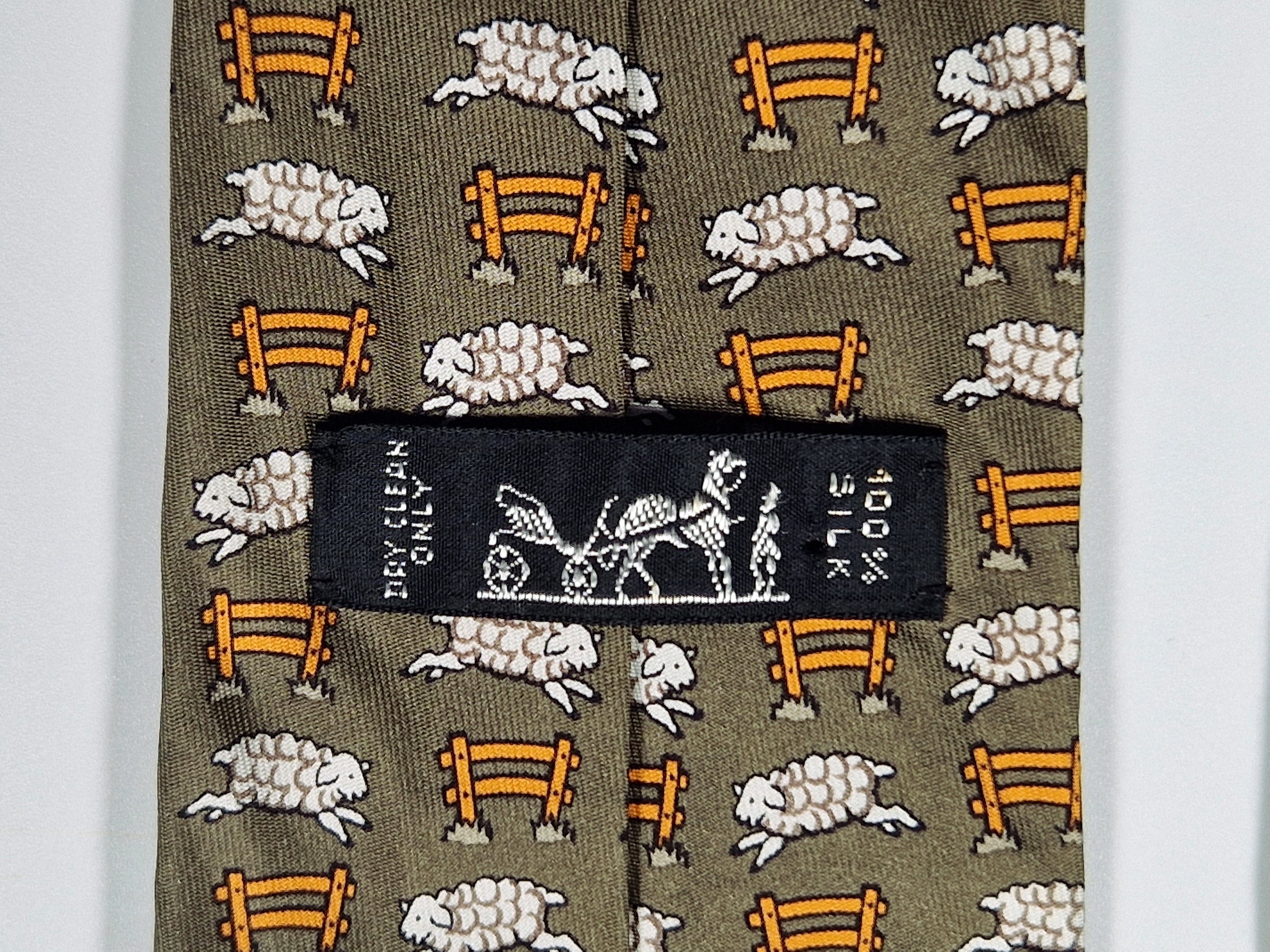 Hermès silk tie green sheep and H pattern Hermès 7528 IA tie green