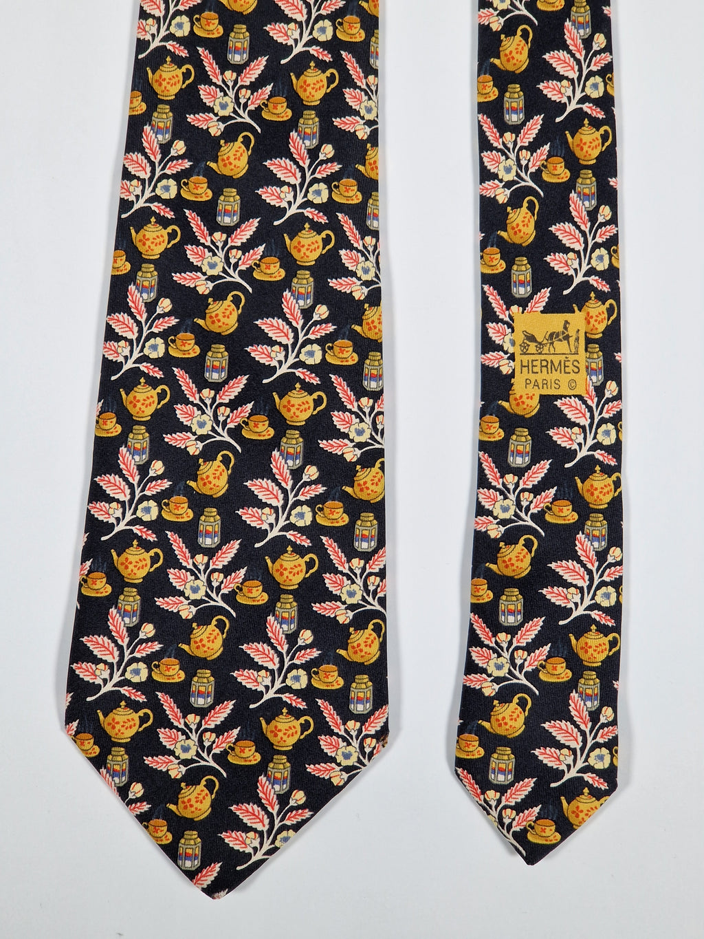 Hermés 7536 IA tie
