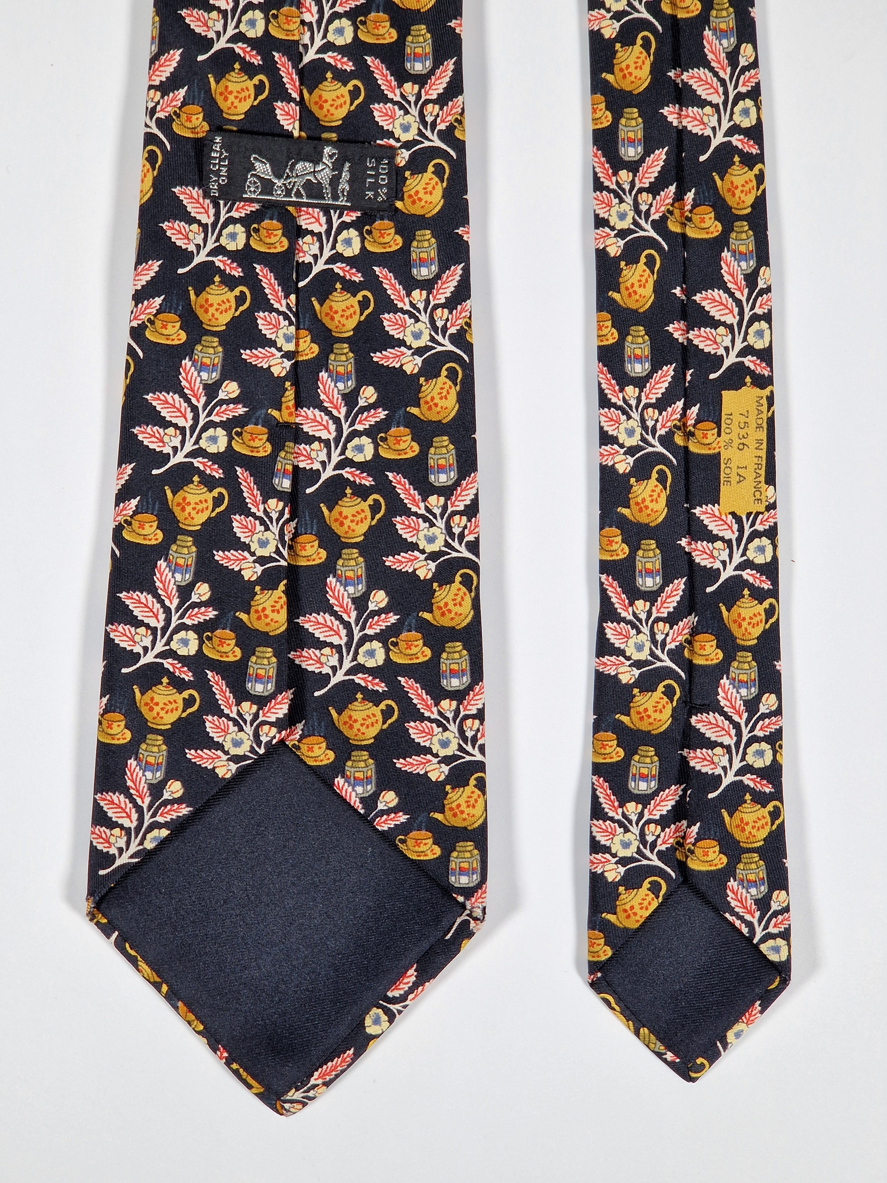 Hermés 7536 IA tie
