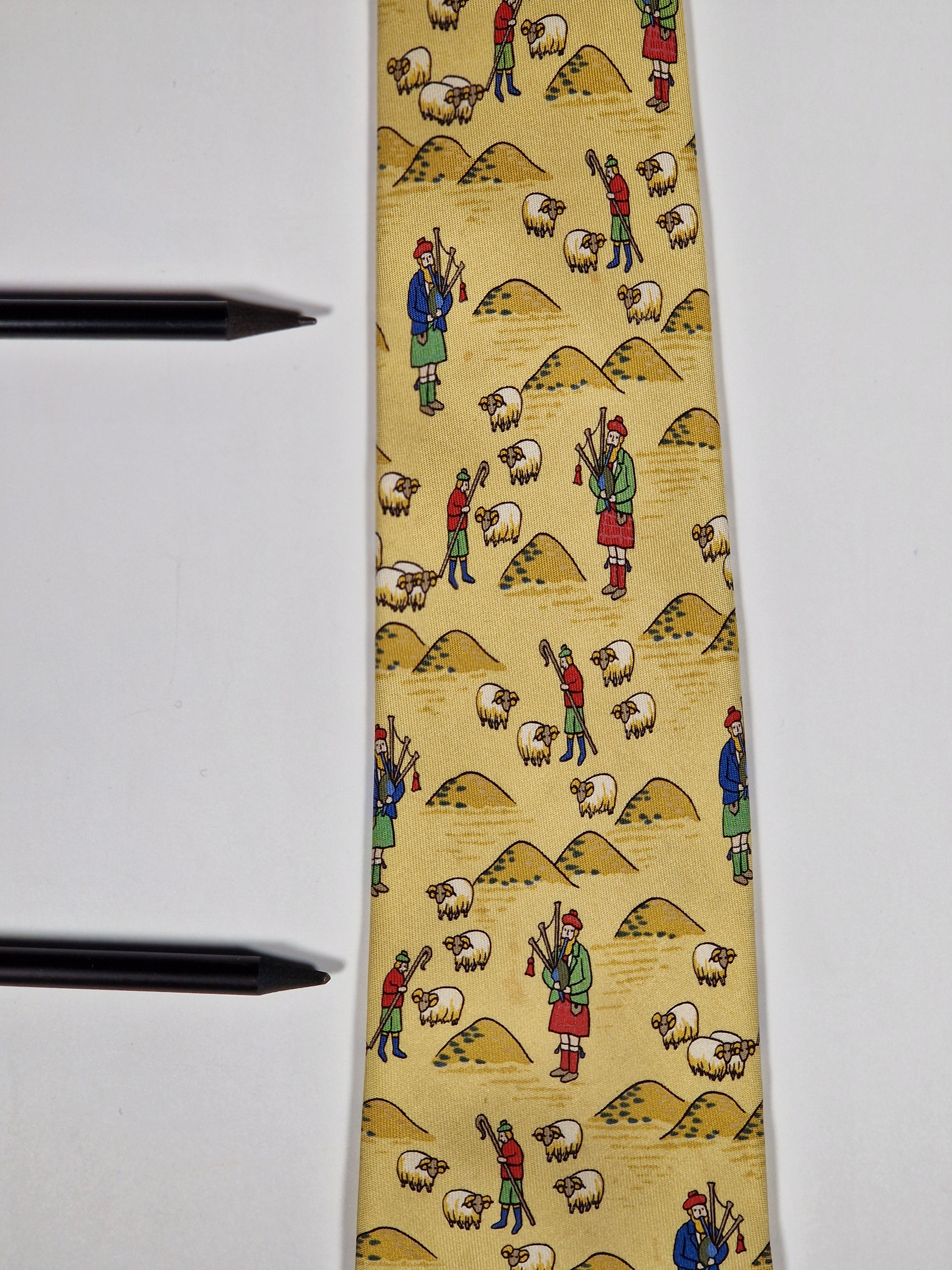 Hermès silk tie yellow scottish and sheep whimsical pattern 7549 SA