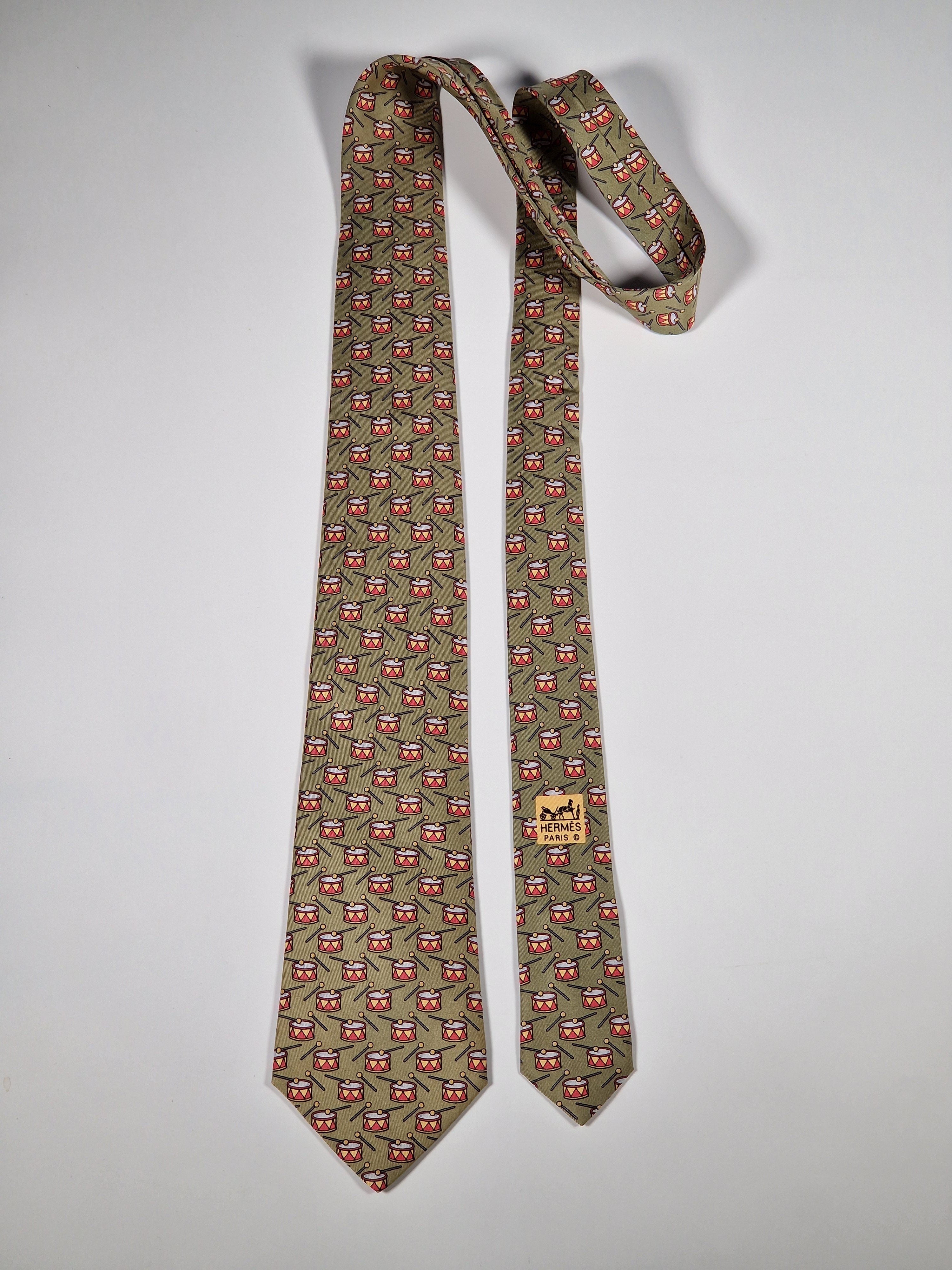Hermès silk tie green drum pattern 7565 SA