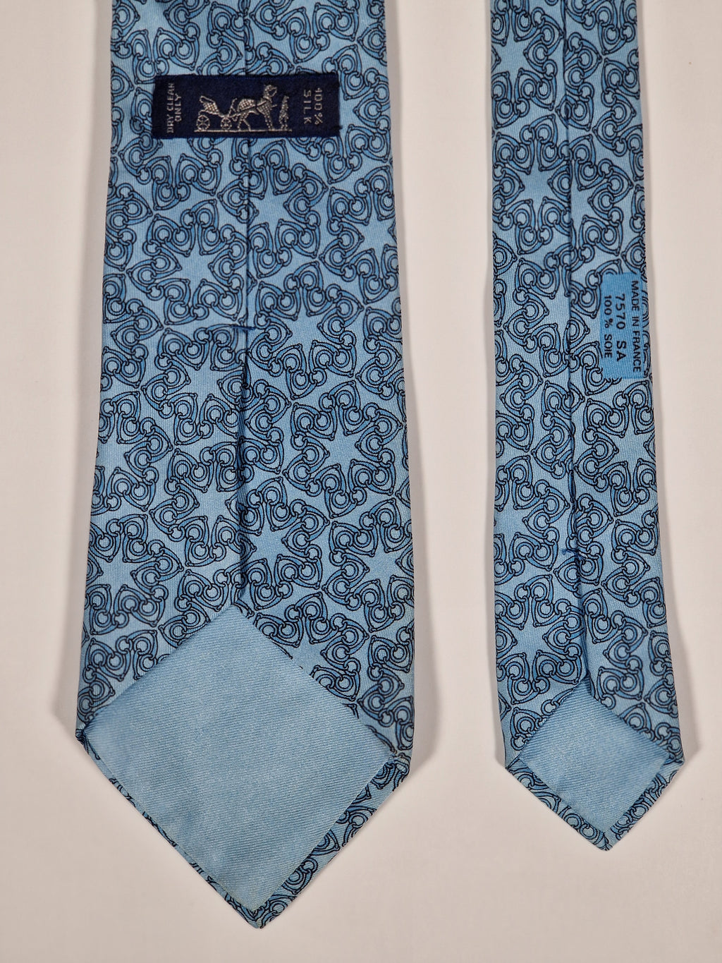 007570 Hermès tie blue equestrian pattern 7570 SA
