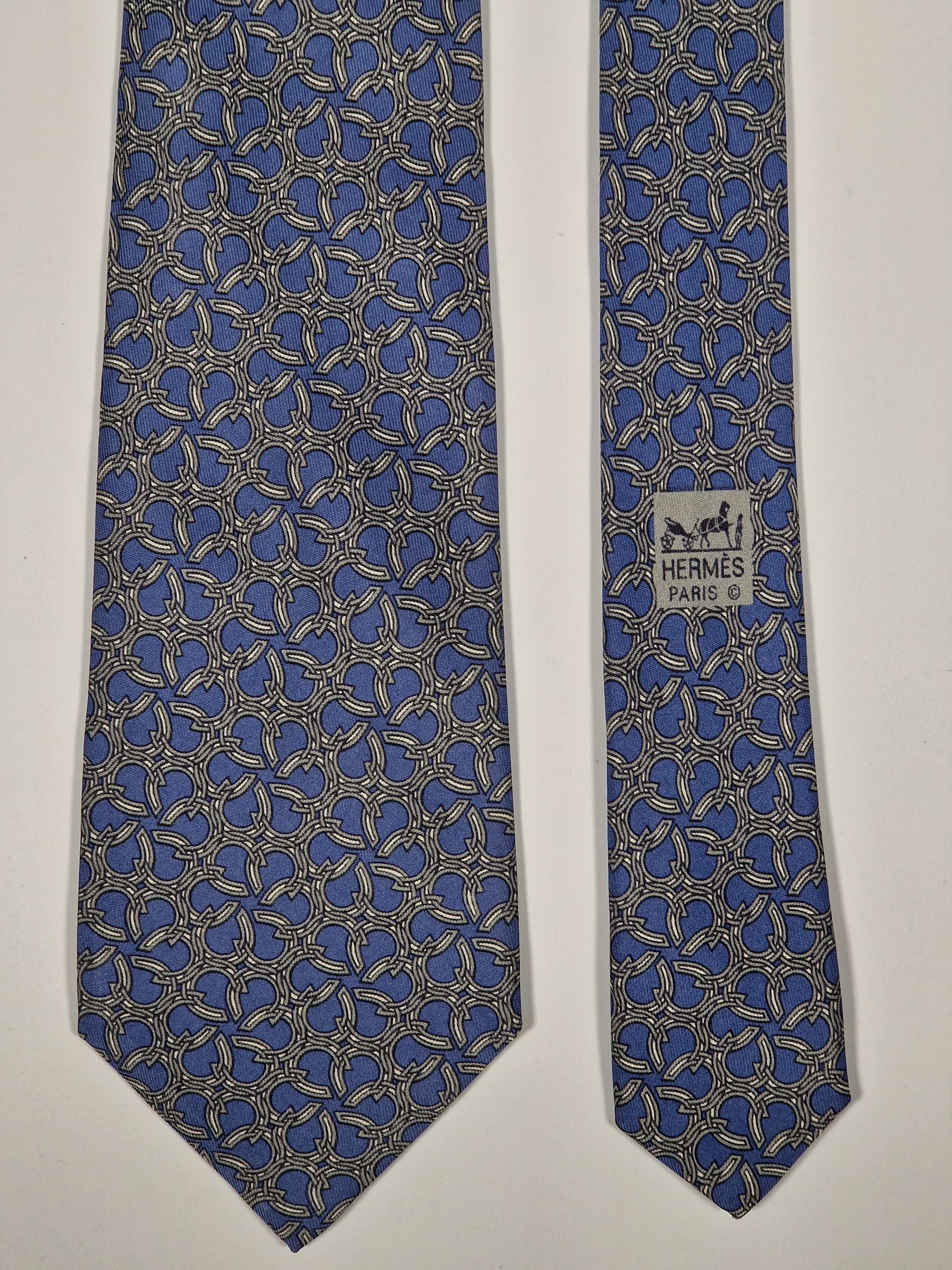 Hermès silk tie blue horse shoe pattern 7581 SA