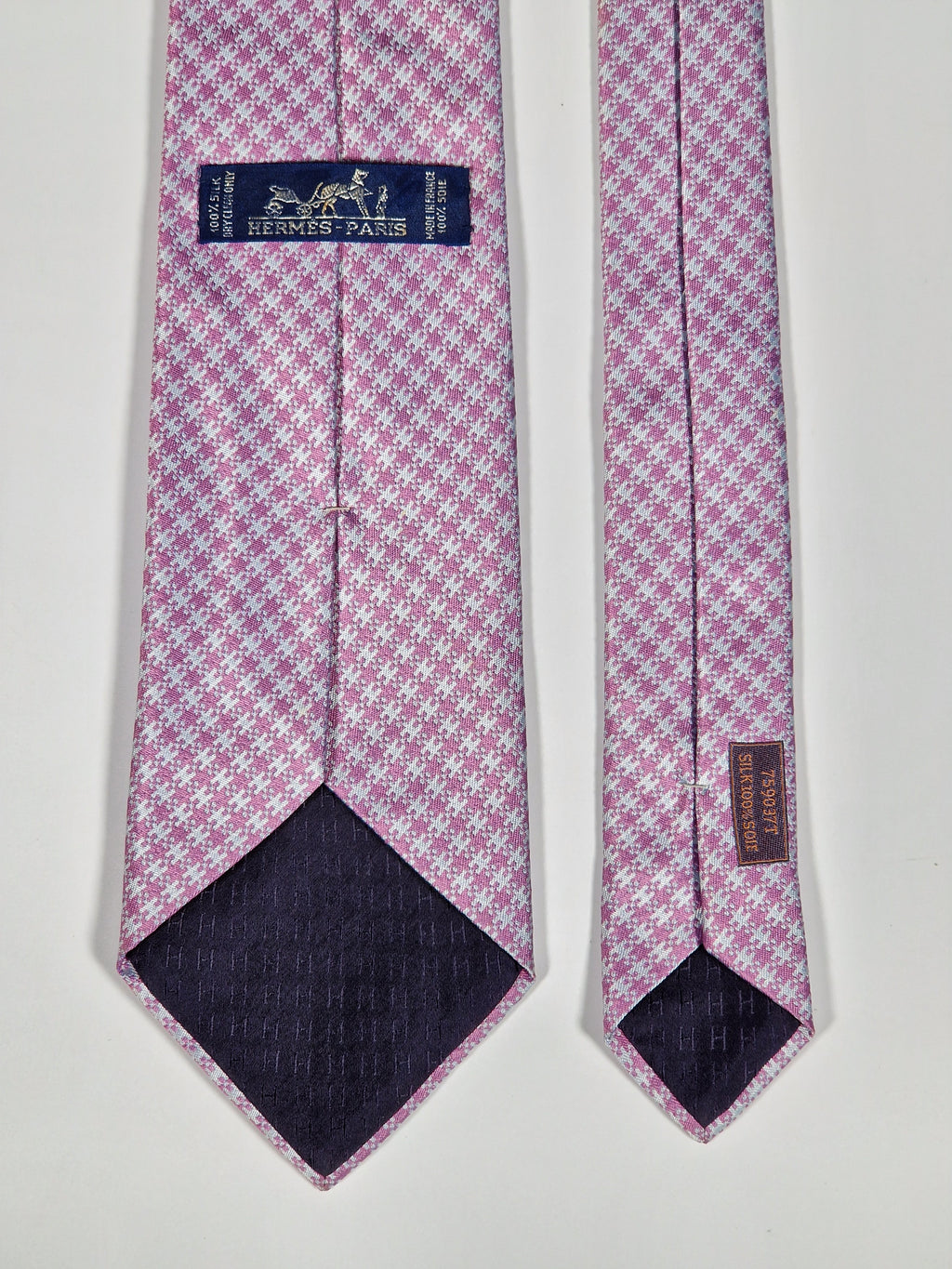 759037 Hermès jaquard silk tie pink H pattern 759037 T