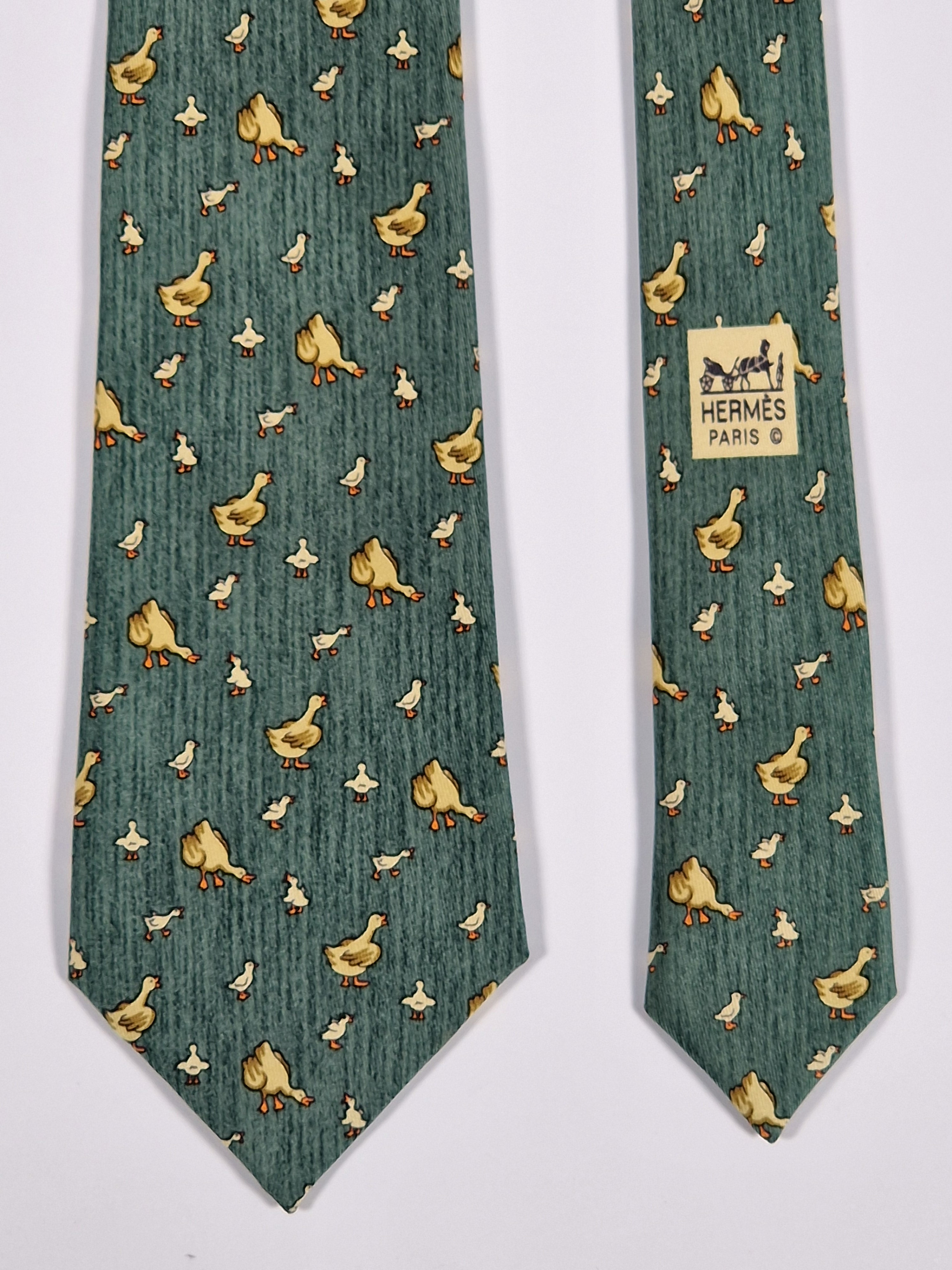 Hermés green vintage silk tie geese 7595 SA