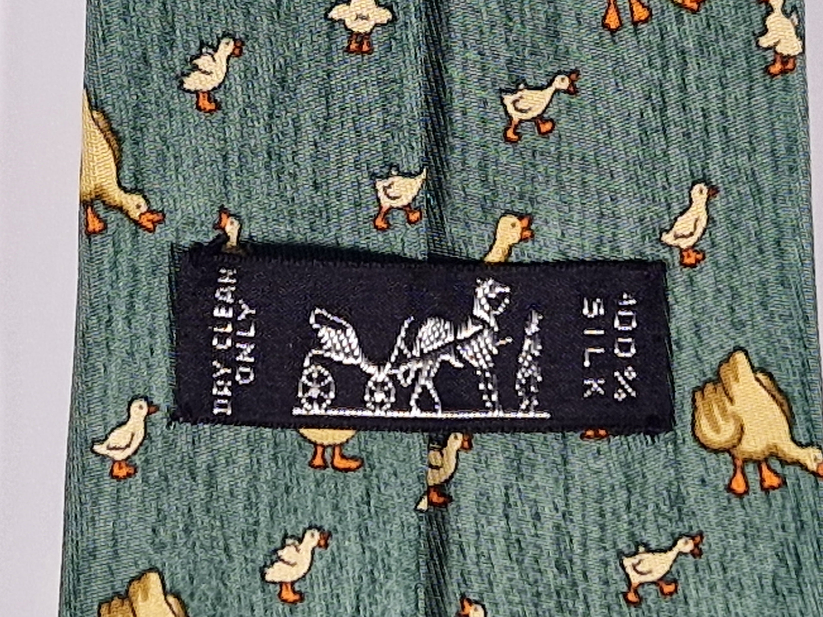 Hermés green vintage silk tie geese 7595 SA