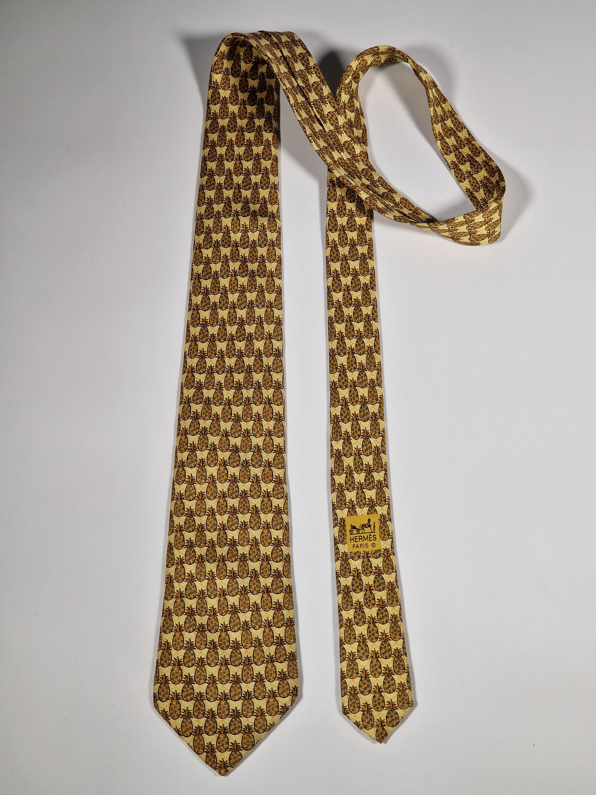 007612 Hermès tie yellow whimsical pineapple pattern 7612 TA
