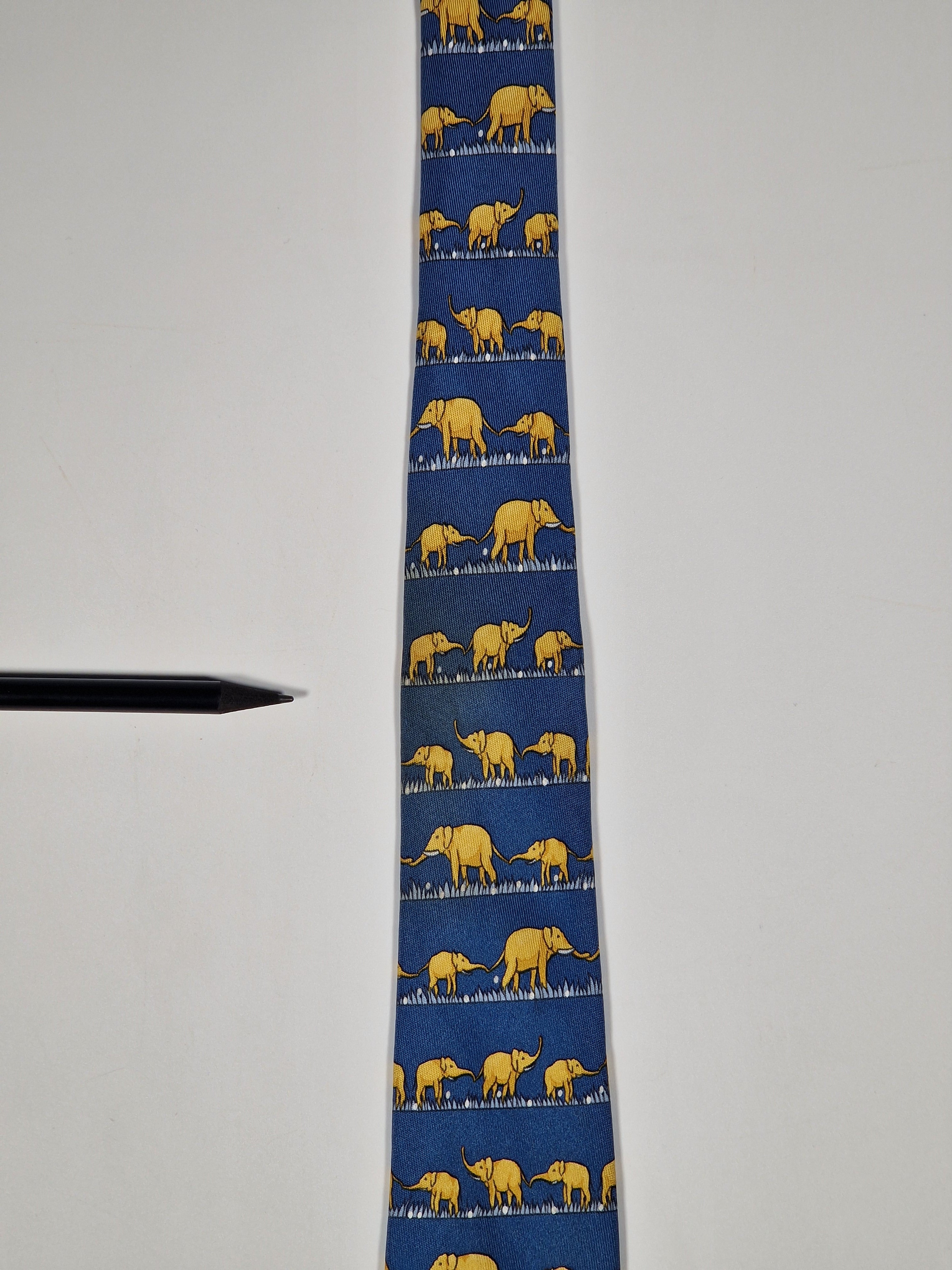 Hermès silk tie blue elephants pattern 7621 TA