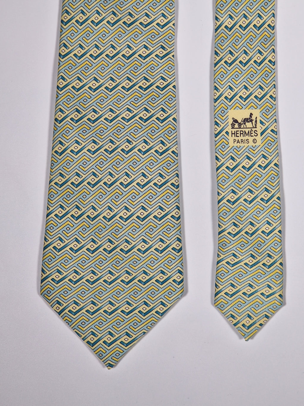 007644 Hermès tie blue geometrical pattern 7644 TA