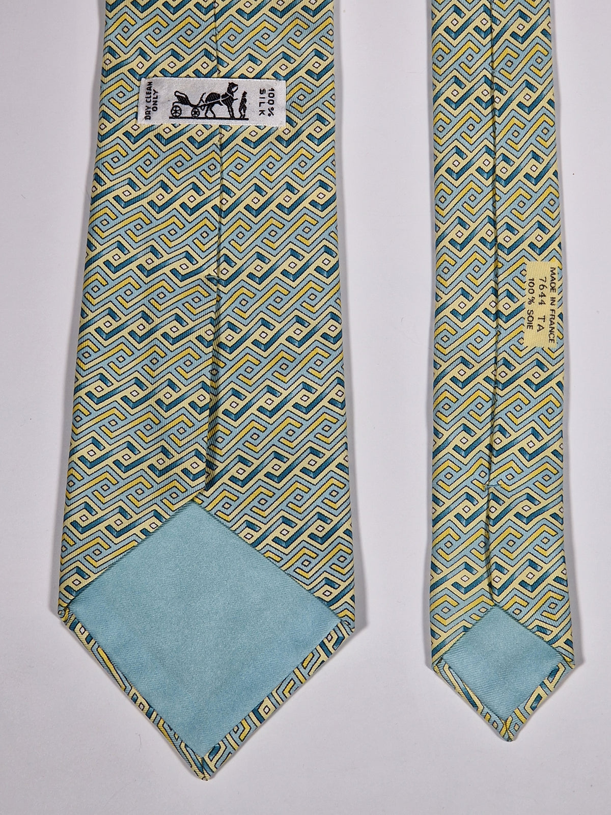 007644 Hermès tie blue geometrical pattern 7644 TA