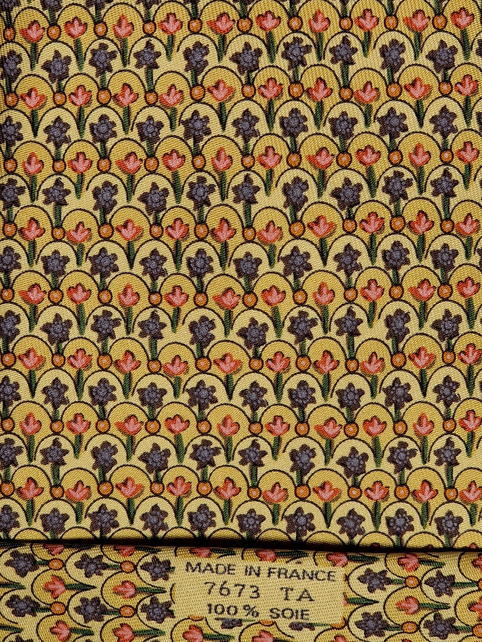 007673 Hermès silk tie yellow flower pattern 7673 TA