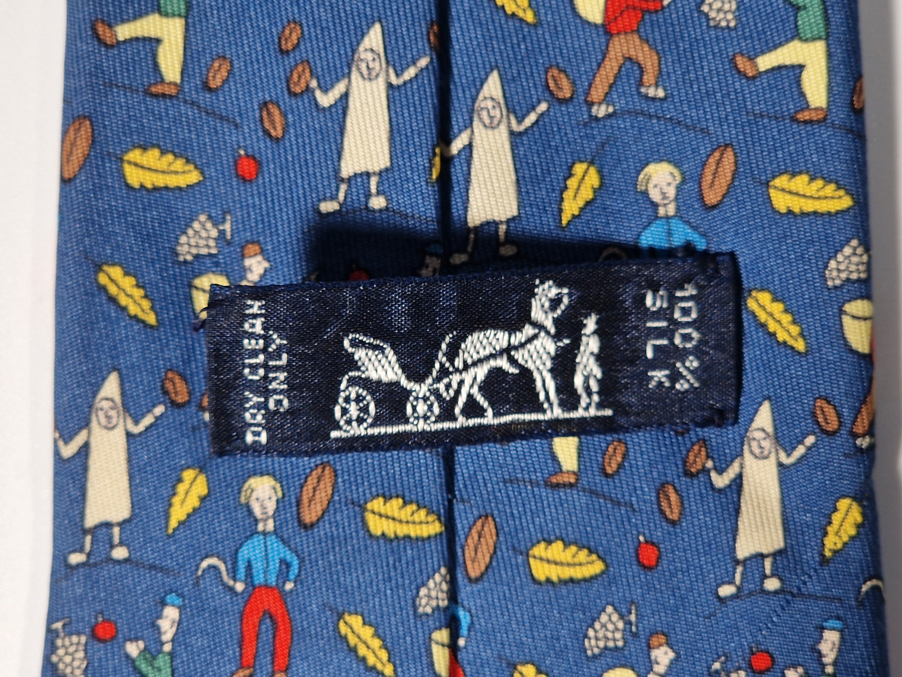 007688 Hermès tie blue whimsical wine harvest 7688 OA