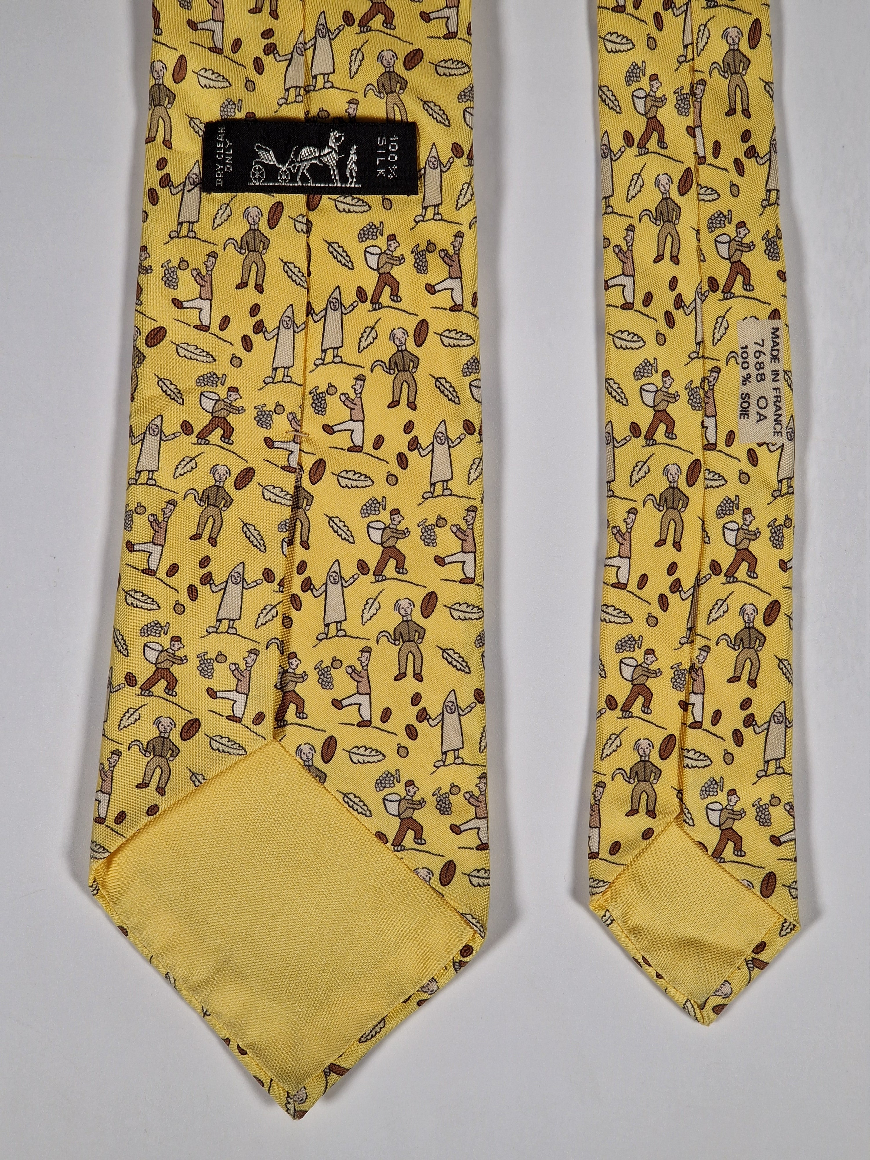 Hermès silk tie yellow wine harvest pattern 7688 OA