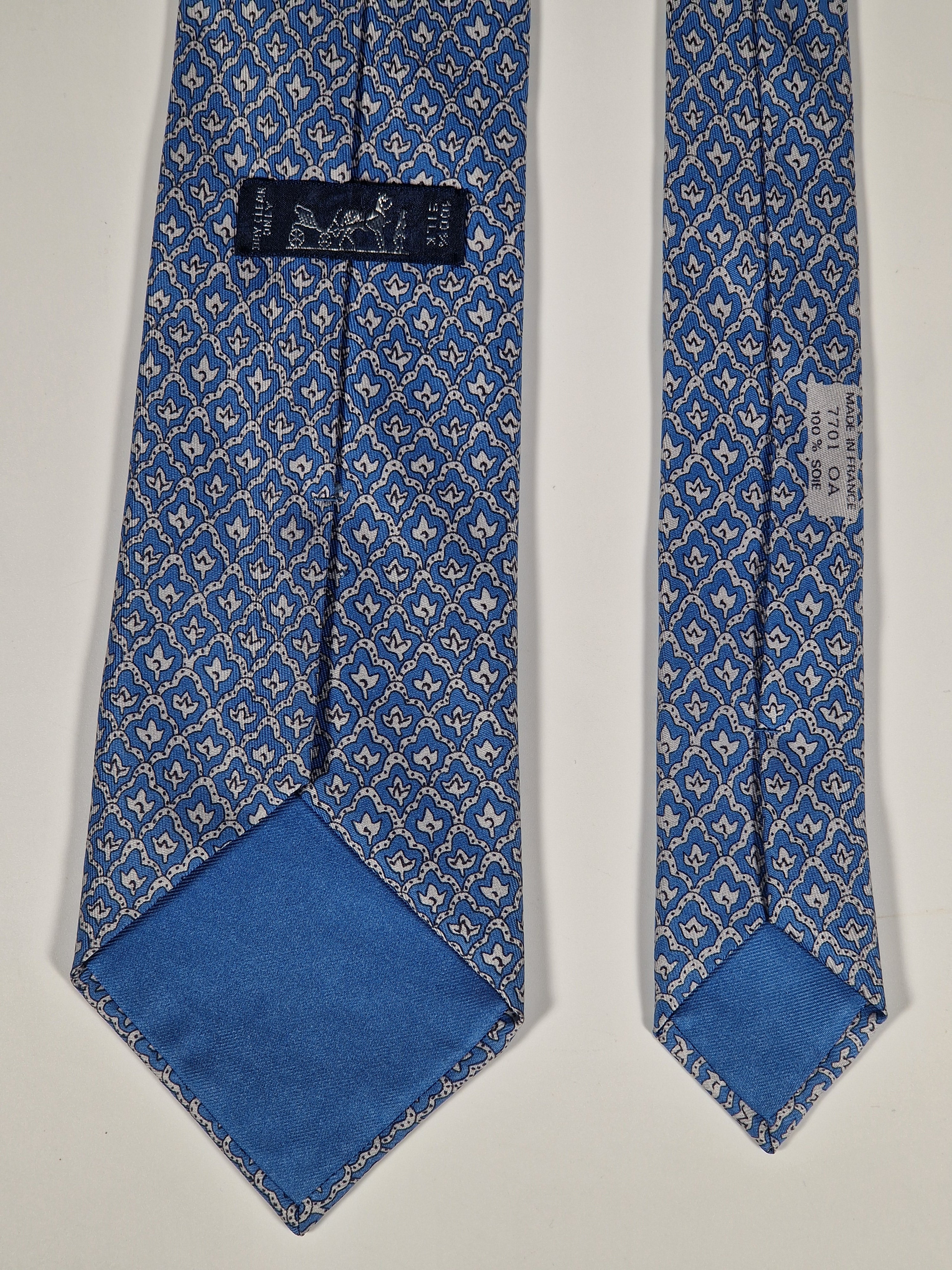 Hermès silk tie blue flower pattern 7701 OA