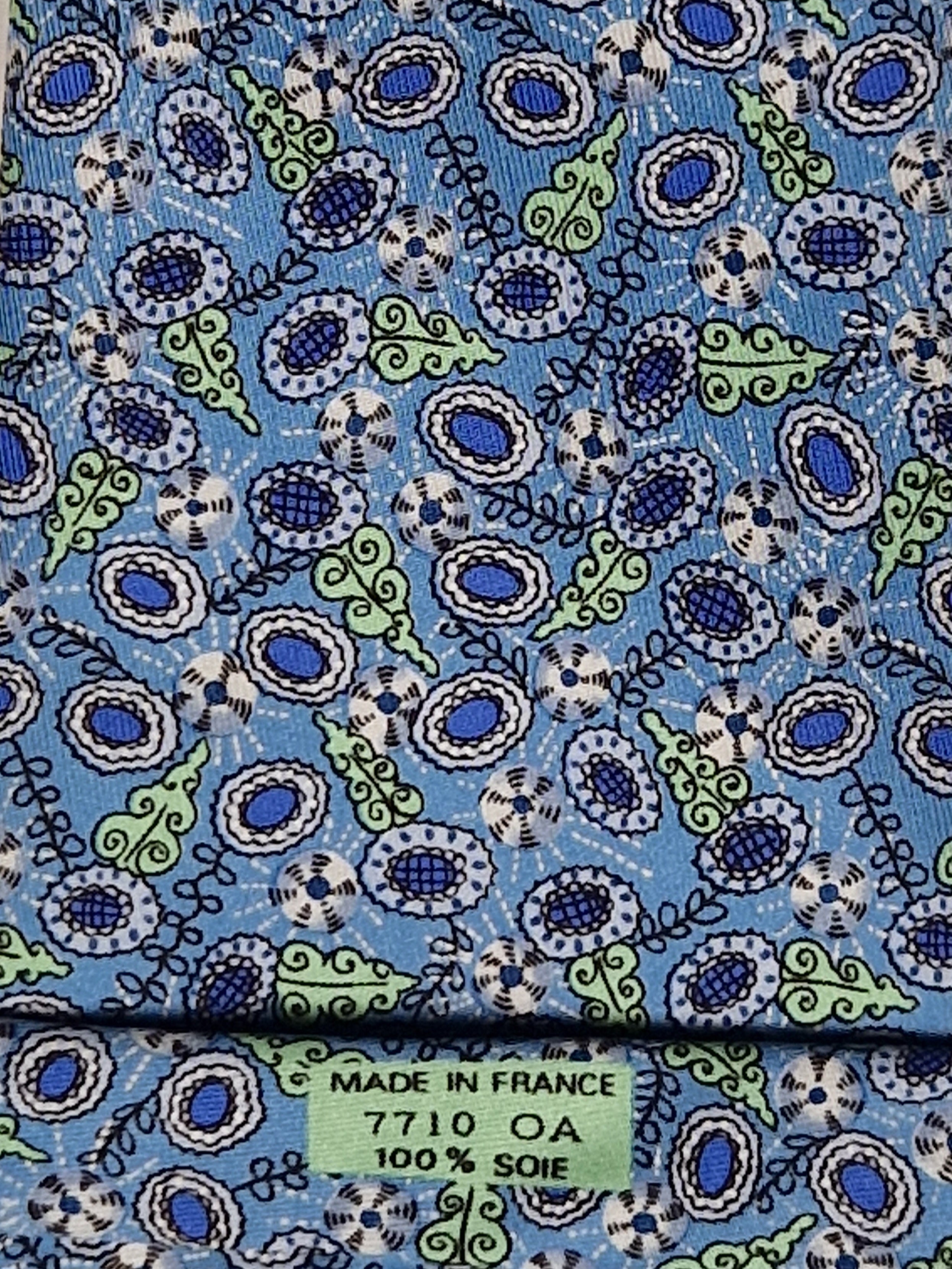 Hermès silk tie blue flower pattern Hermès 7710 OA tie blue