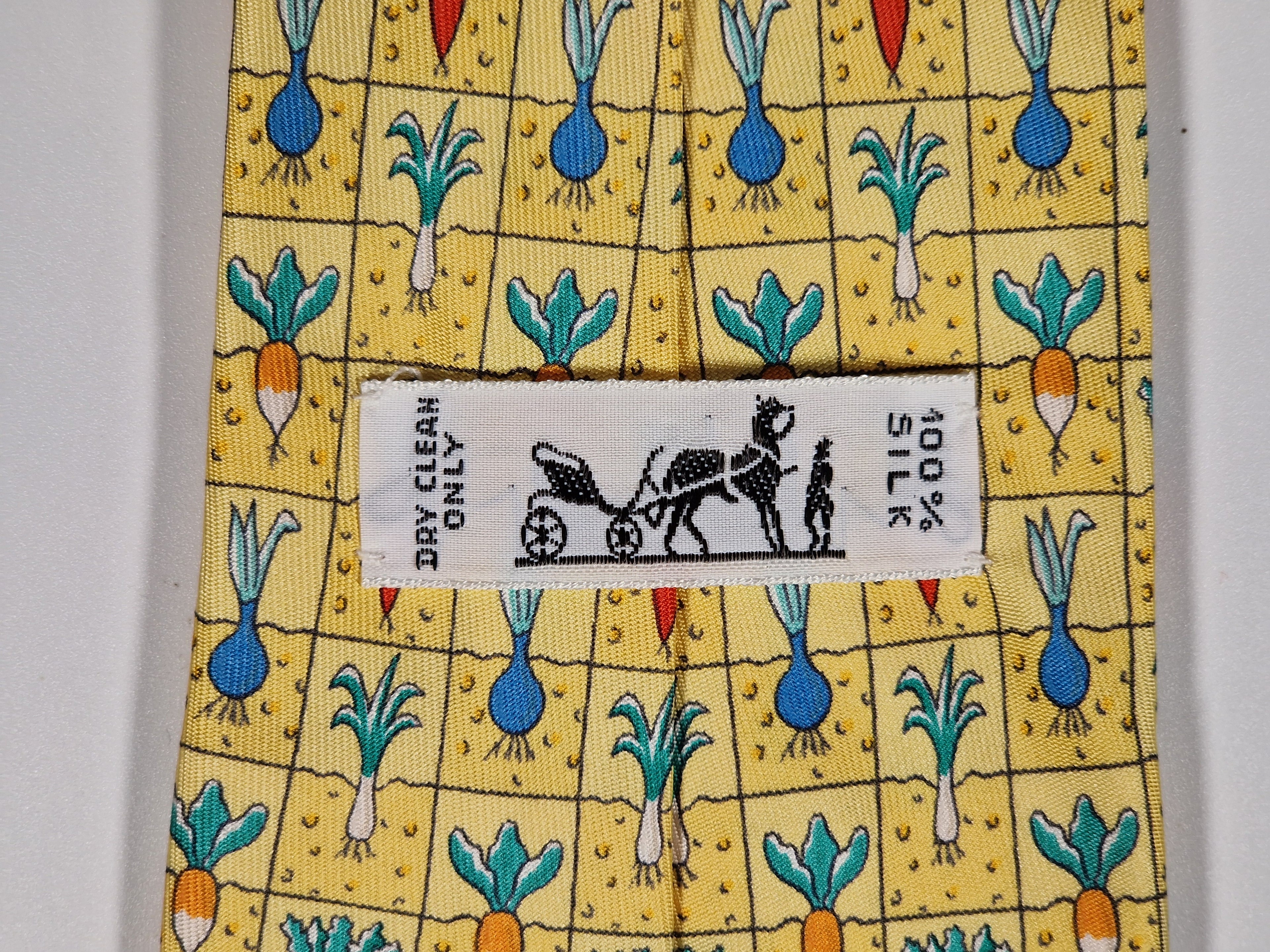 Hermès silk tie yellow root vegetable pattern 7712 OA