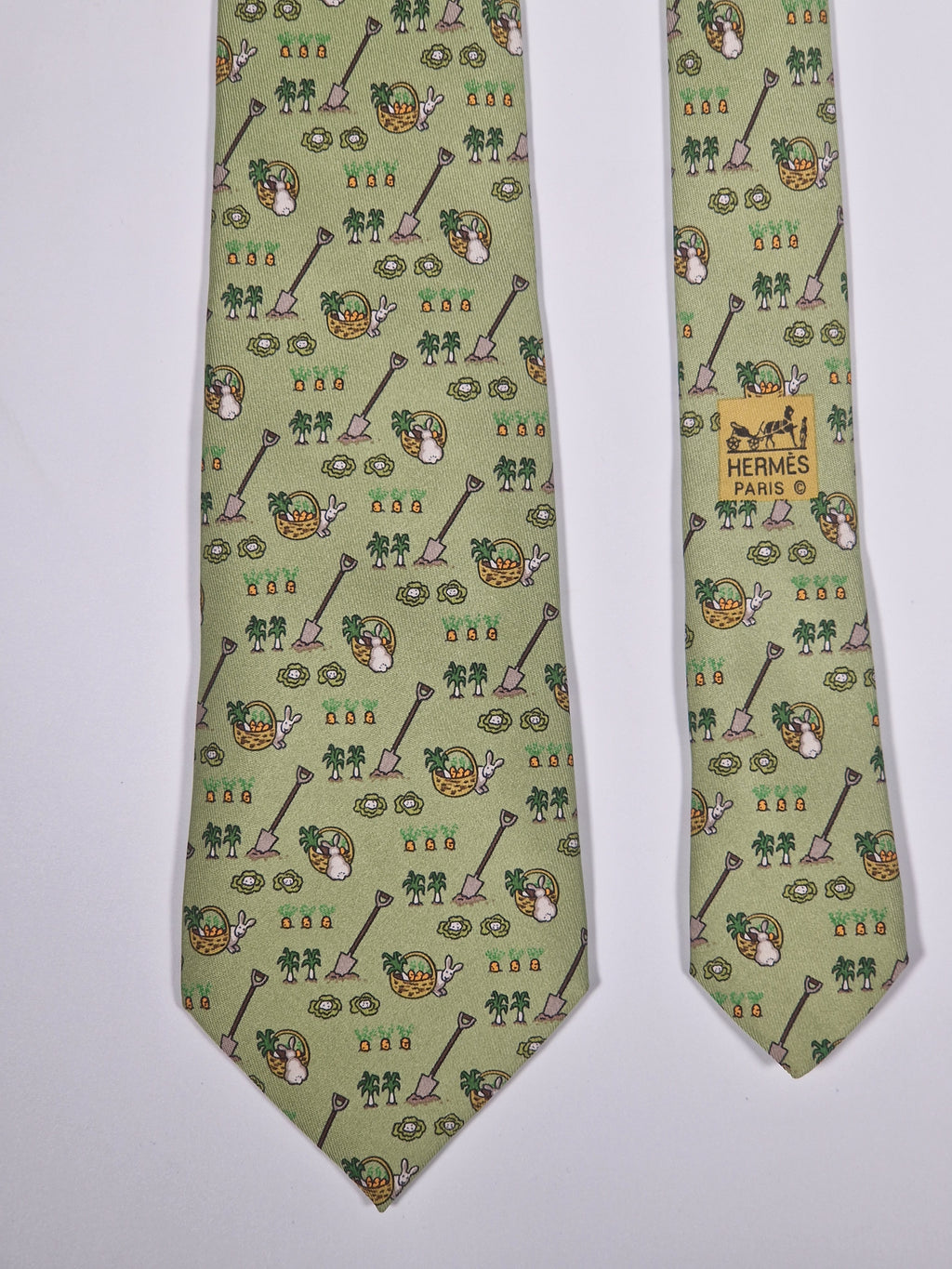 007720 Hermès silk tie green whimsical garden pattern 7720 OA
