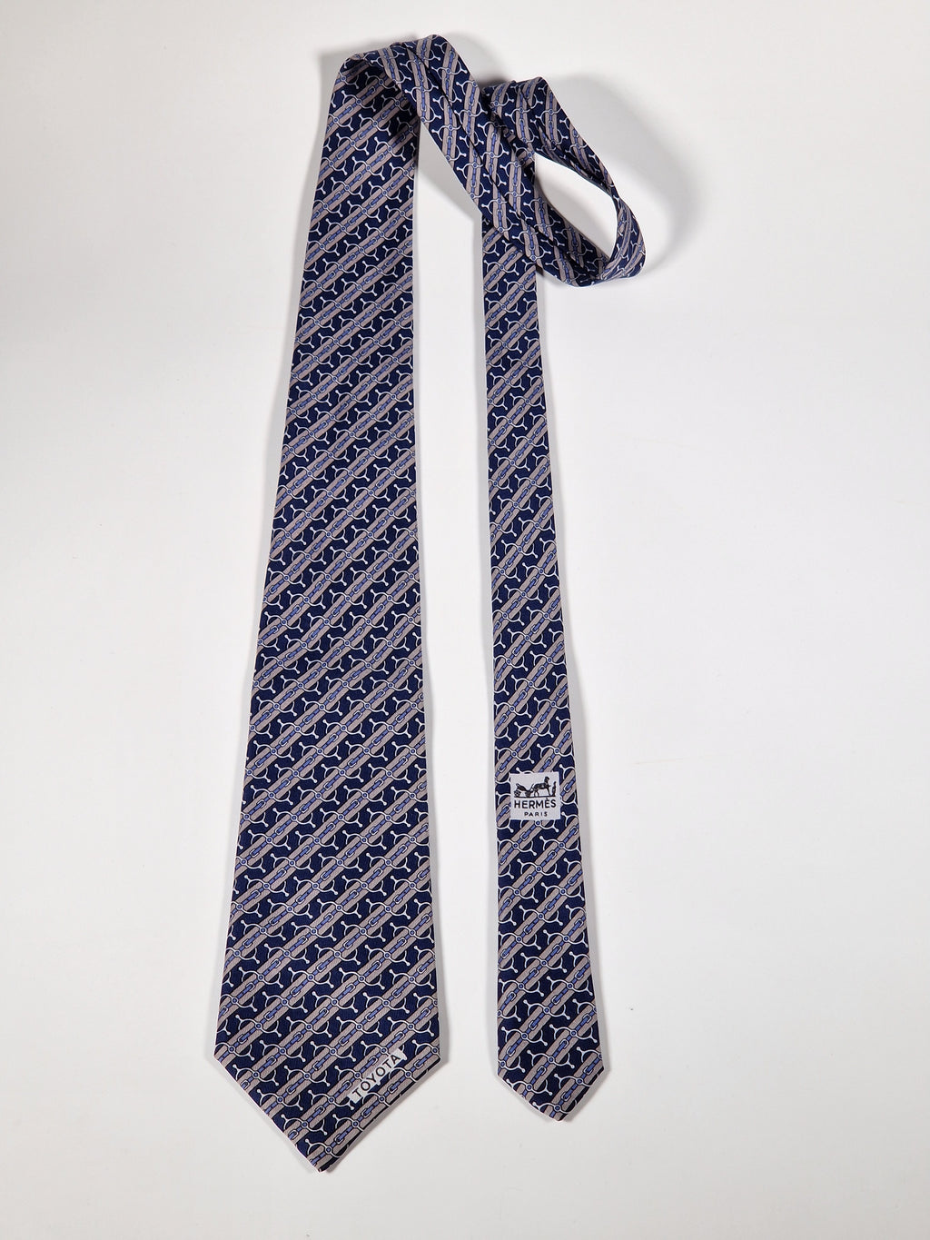 Hermès silk tie Blue and grey Equestrian Toyota Hermès 773 UA tie