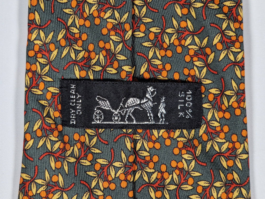 Hermés silk tie green flower pattern 7745 OA with box Box