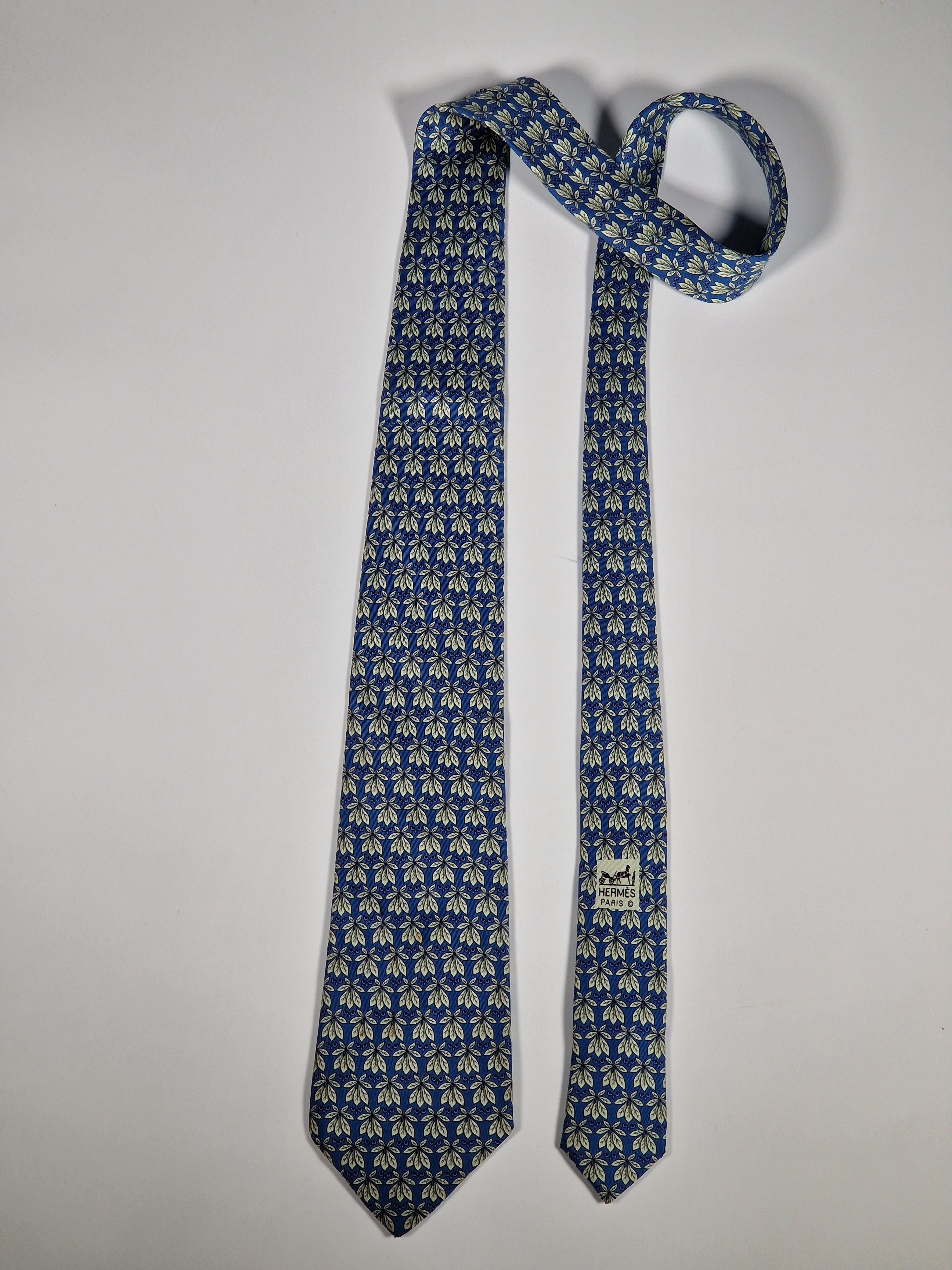 Hermès silk tie blue plants and butterflies 7752 OA