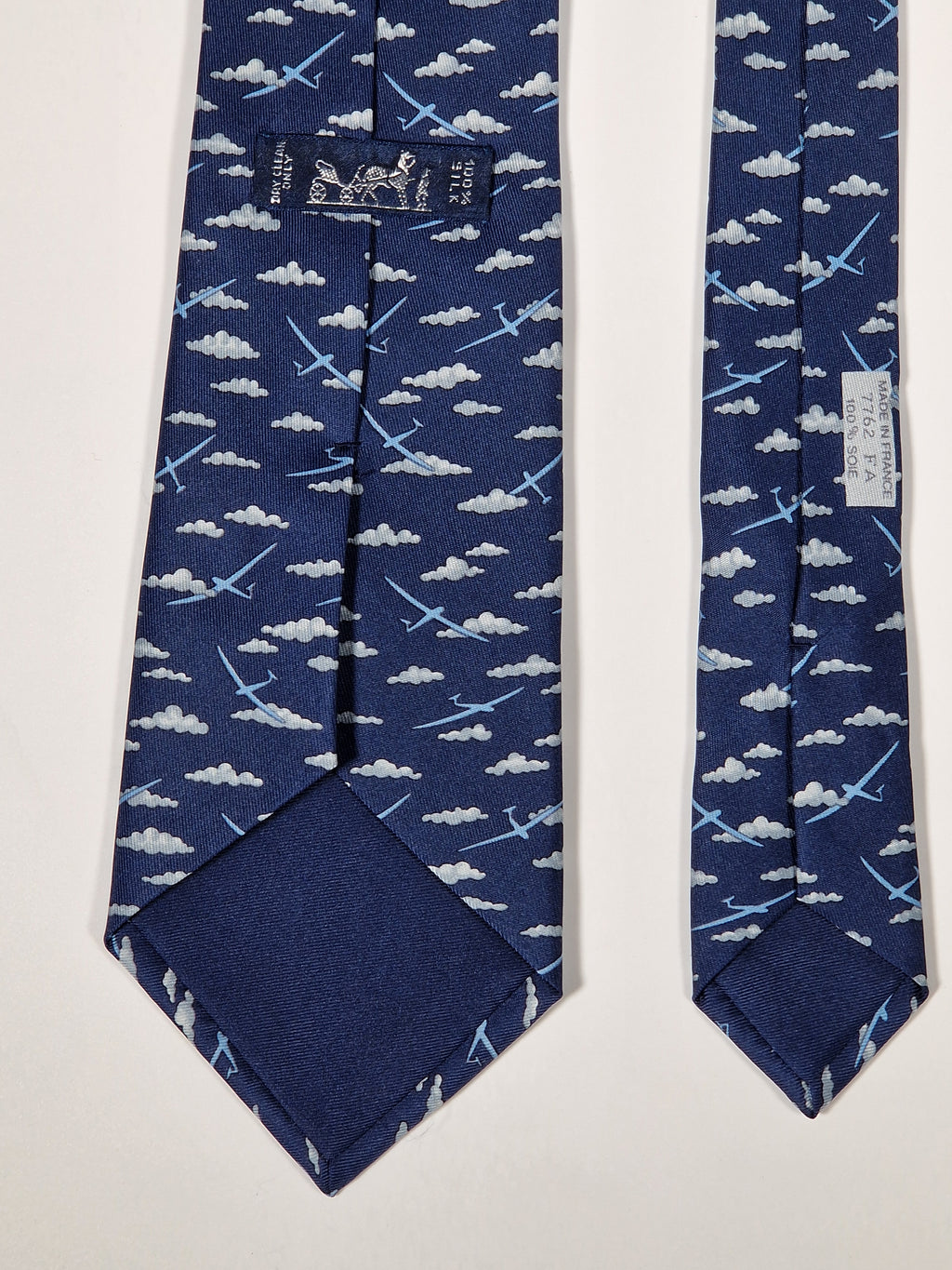 007762 Hermès tie blue aeroplanes 7762 FA