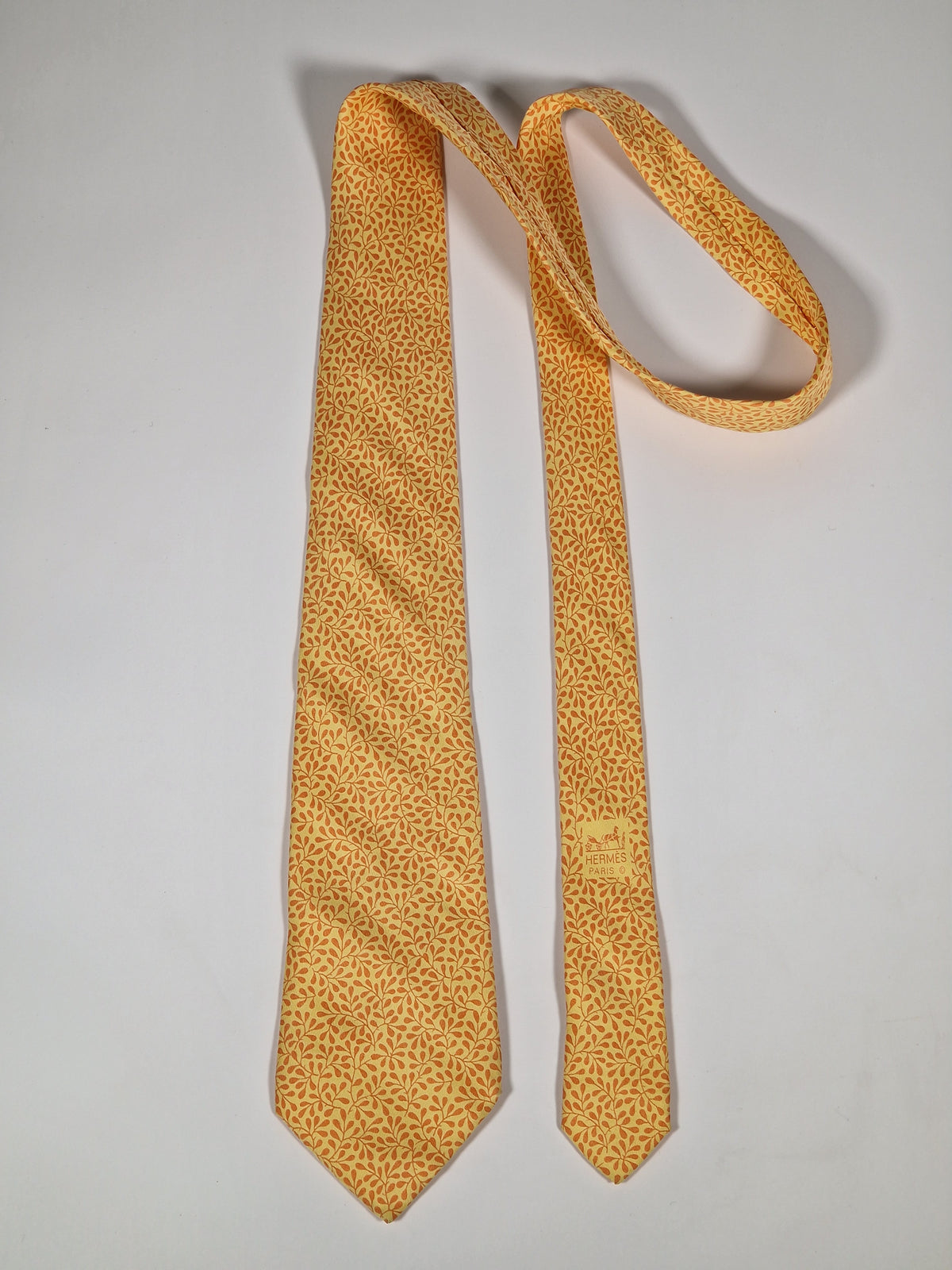 007779 Hermès tie yellow plant pattern 7779 FA