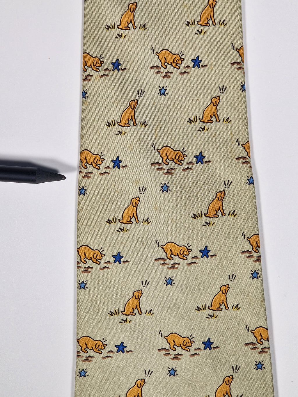 007784 Hermès tie beige puppy and star pattern 7784 FA