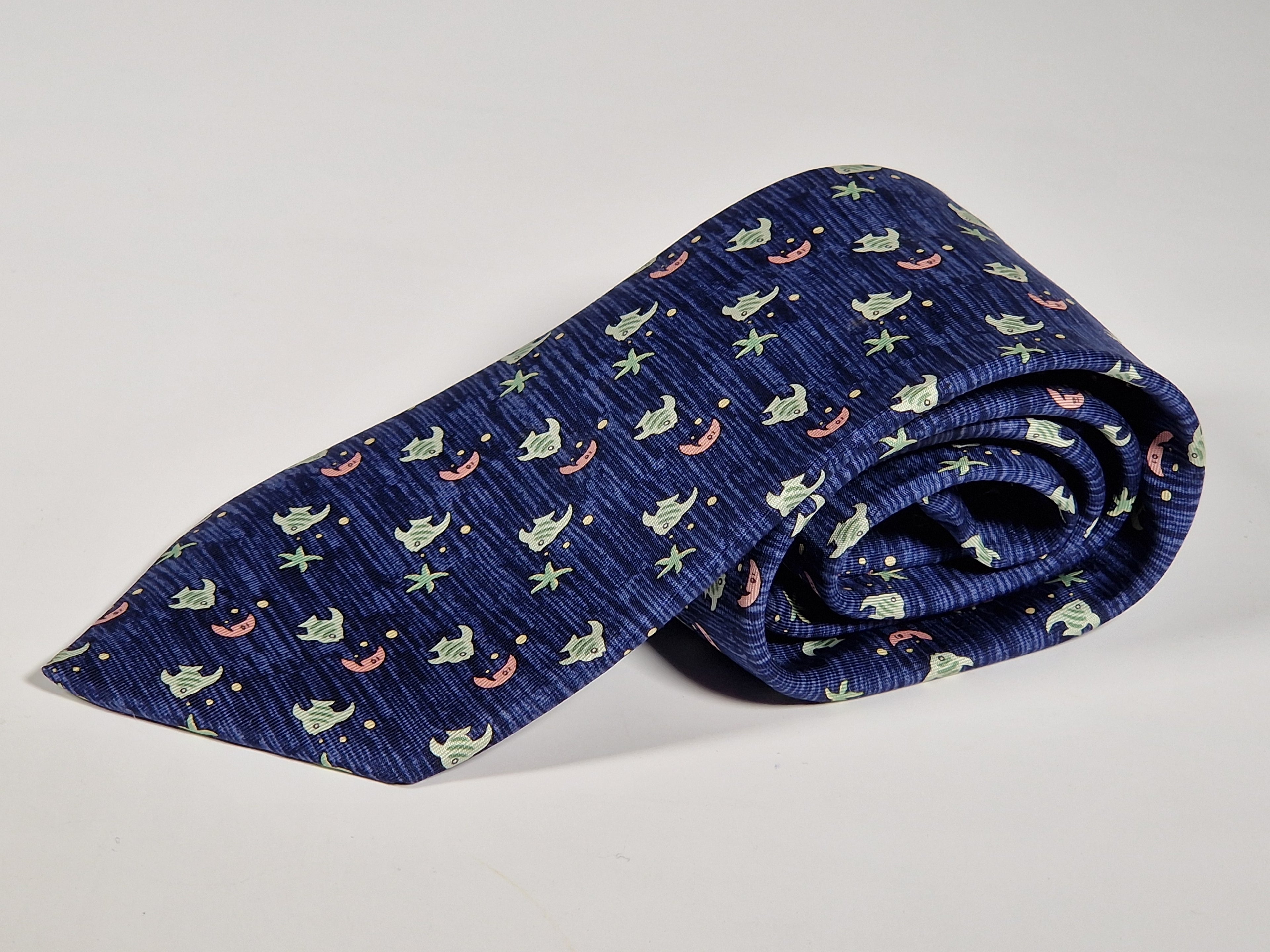 Hermès silk tie blue fish pattern Hermès 7785 FA tie blue