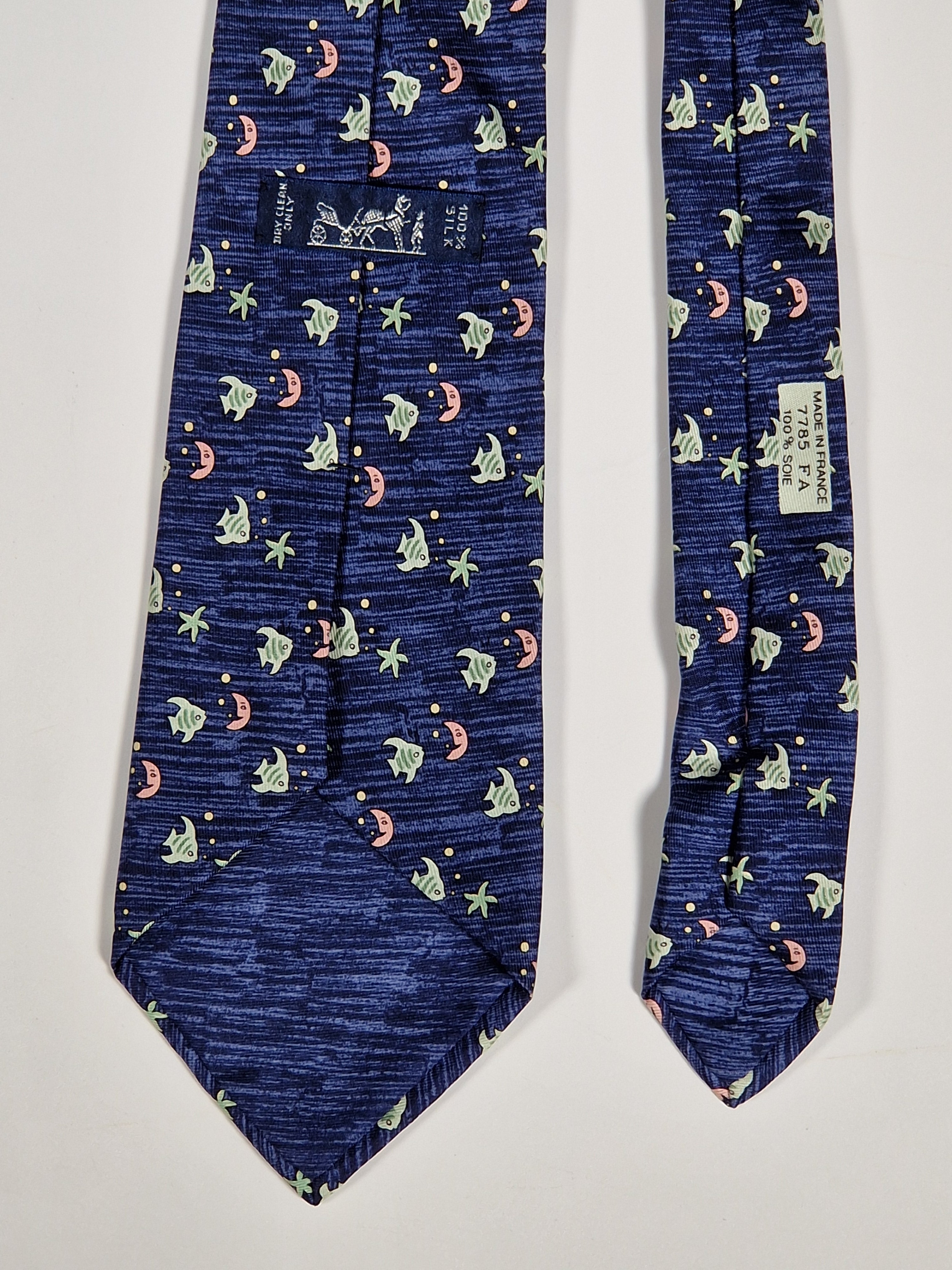 Hermès silk tie blue fish pattern Hermès 7785 FA tie blue