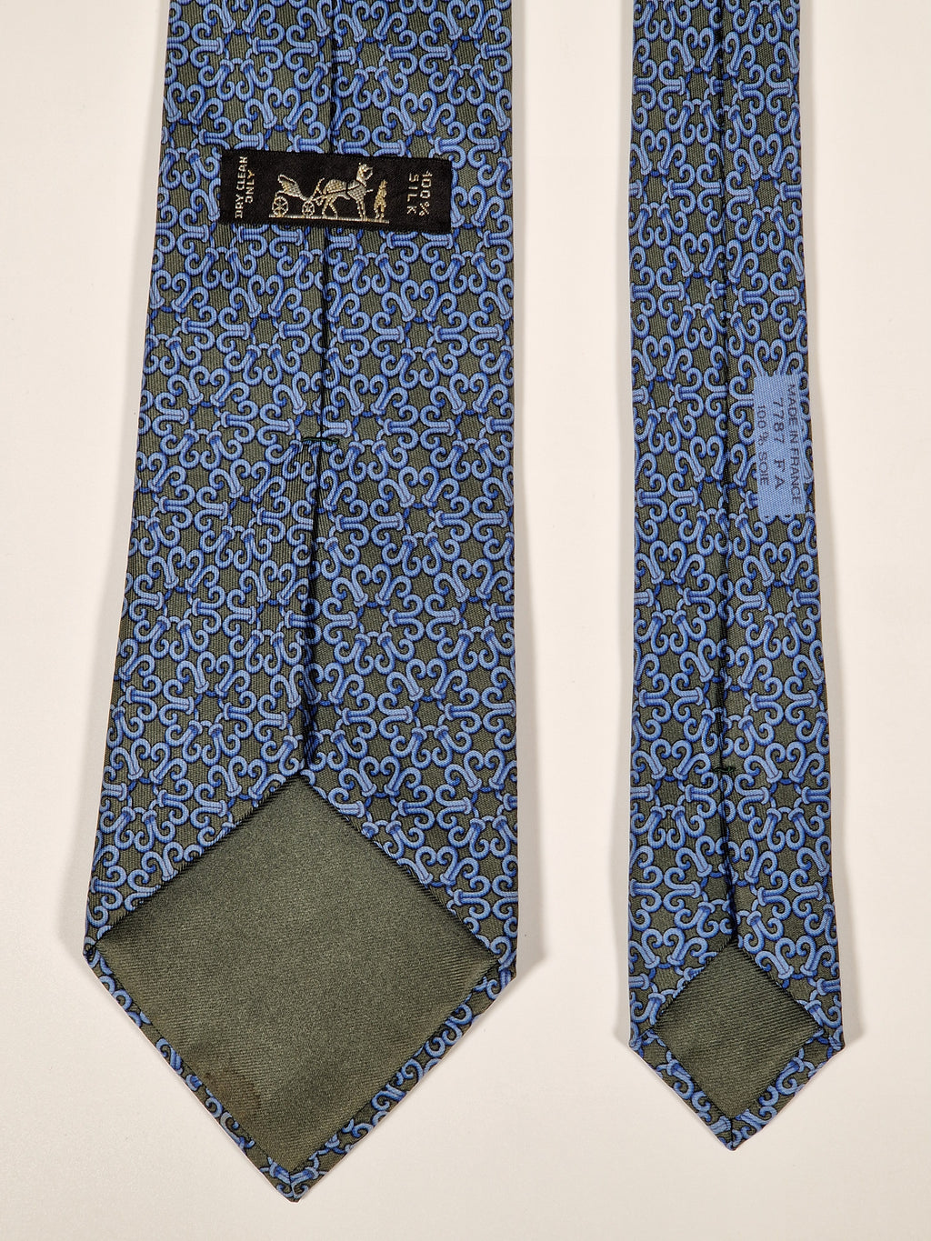 007787 Hermès tie green geometrical pattern 7787 FA