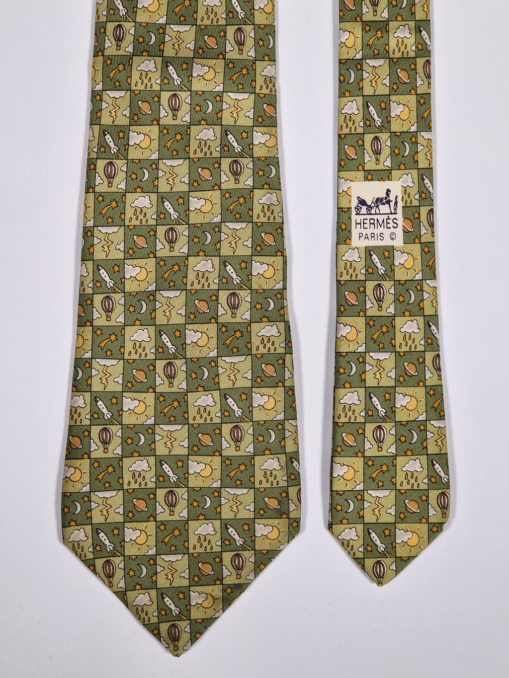007803 Hermès silk tie green whimsical pattern 7803 FA