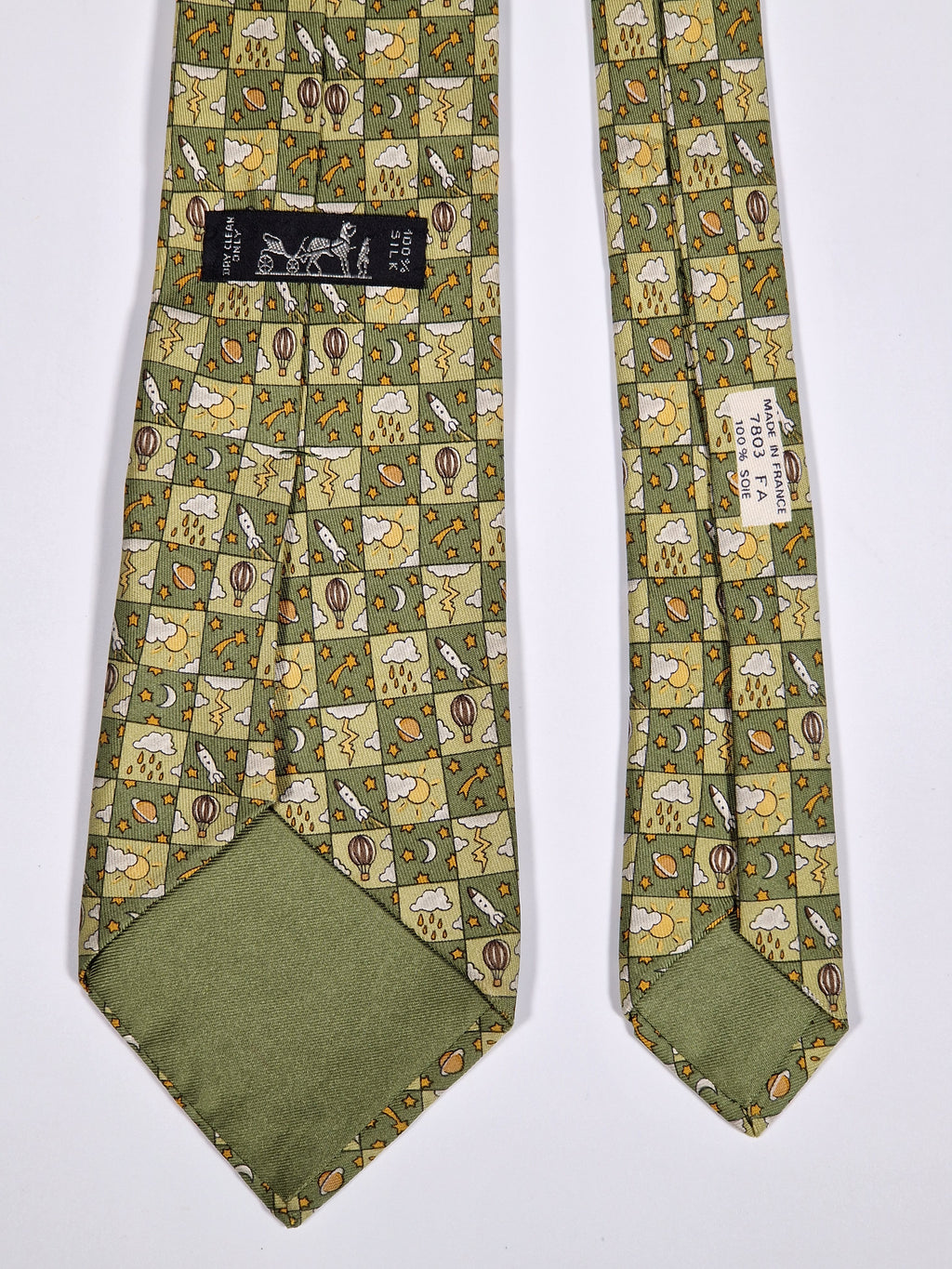 007803 Hermès silk tie green whimsical pattern 7803 FA
