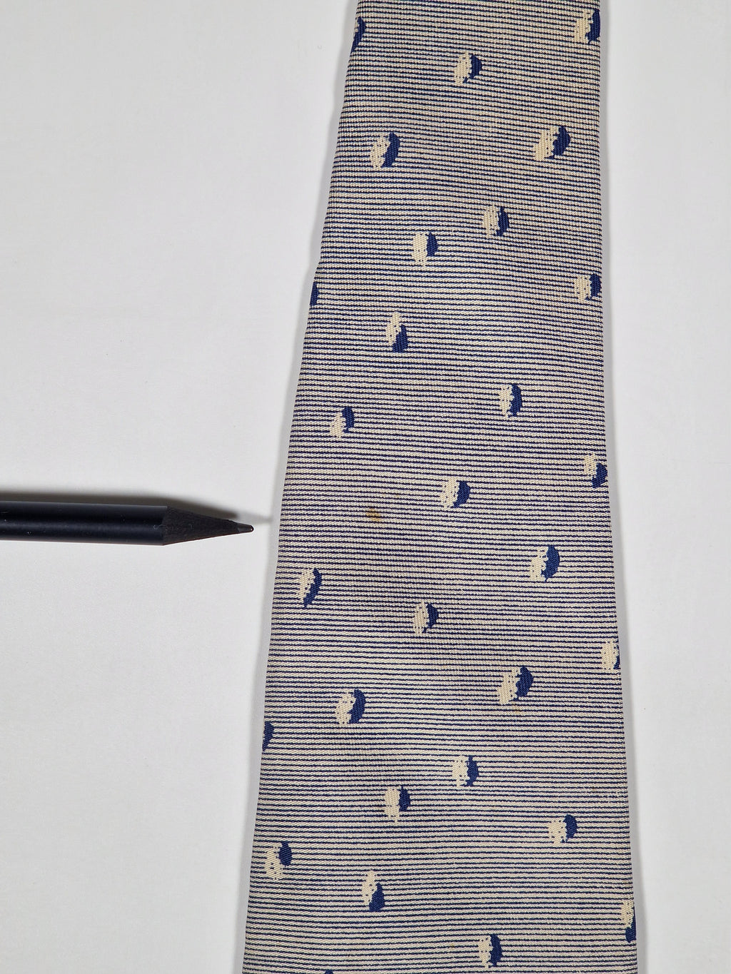 007825 Hermès tie blue spotted and striped 7825 UA
