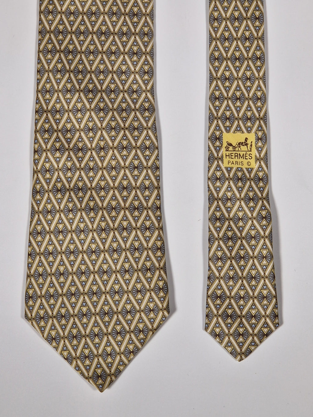 007869 Hermès tie green geometrical pattern 7869  UA